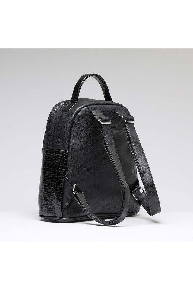 Mochila Negra Pia i-D-2