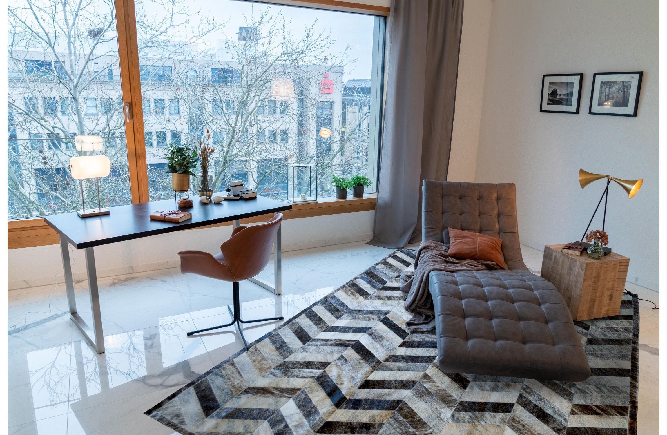 Alfombra Cuero Moo 206x296 cm Mod Brahman Grey-2
