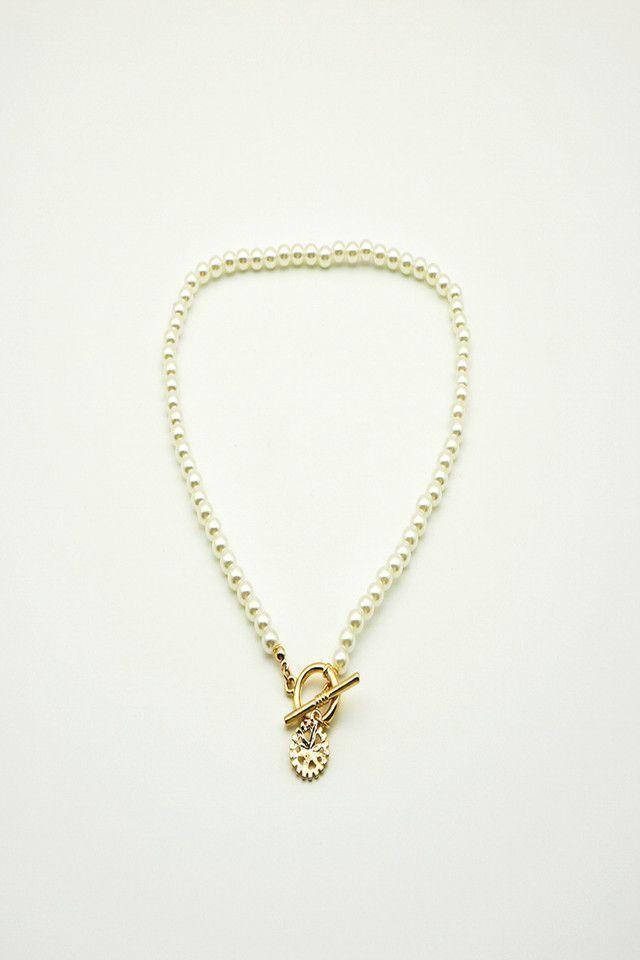 Collar Broche Blanco i-D-0