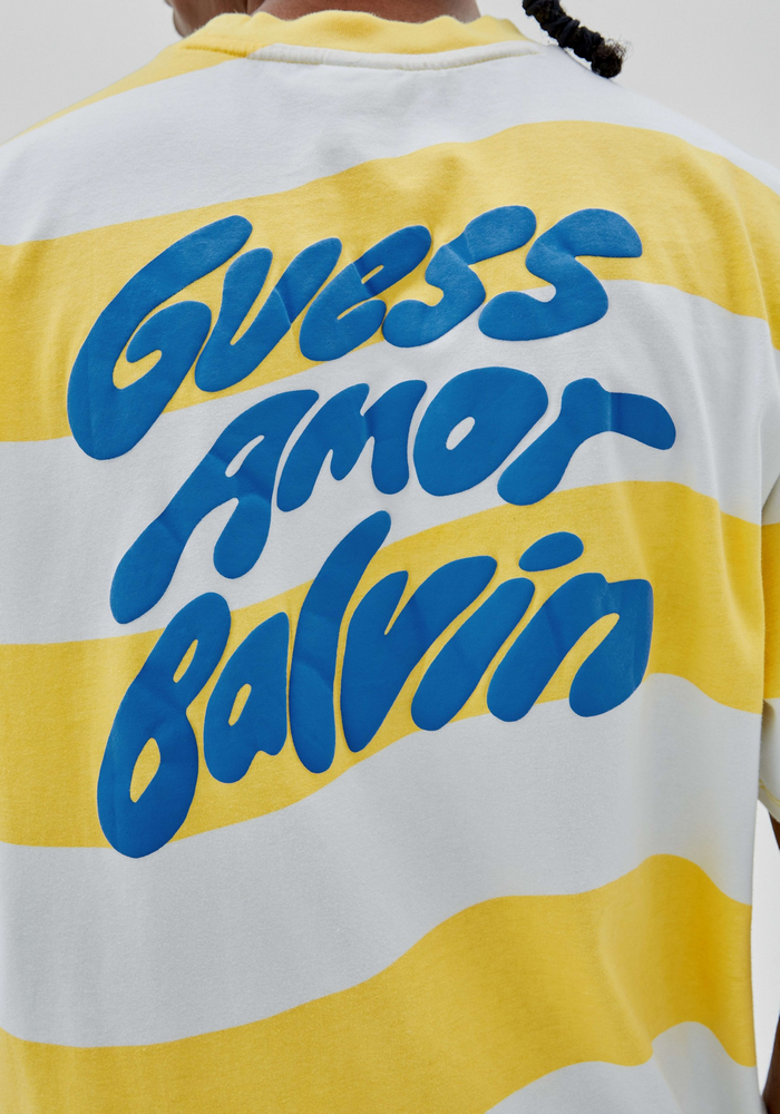 Polera Guess Go J Balvin Wave Tee F22C Amarillo-2