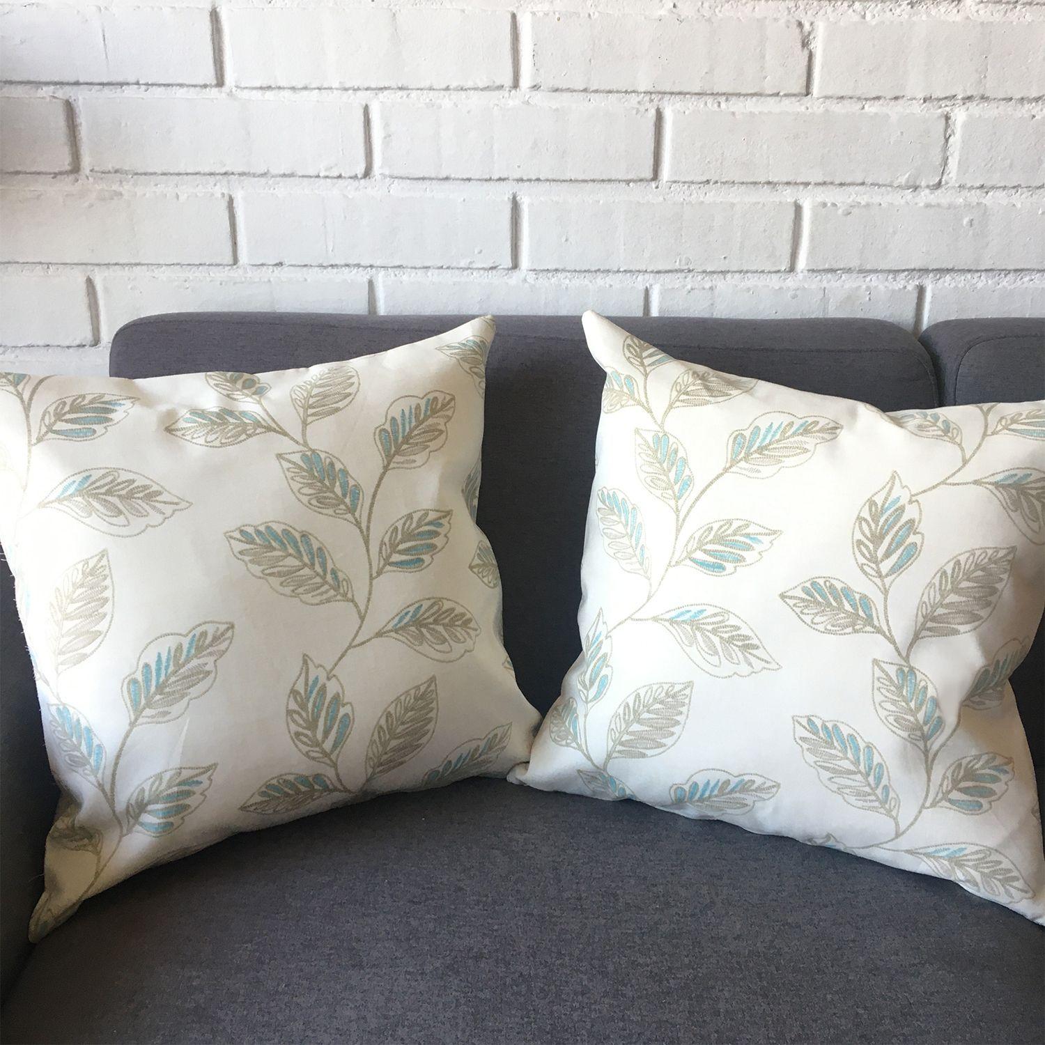 FUNDA COJIN DECORATIVO DISEÑO HOJAS TURQUESA Y BEIGE 45X45-2