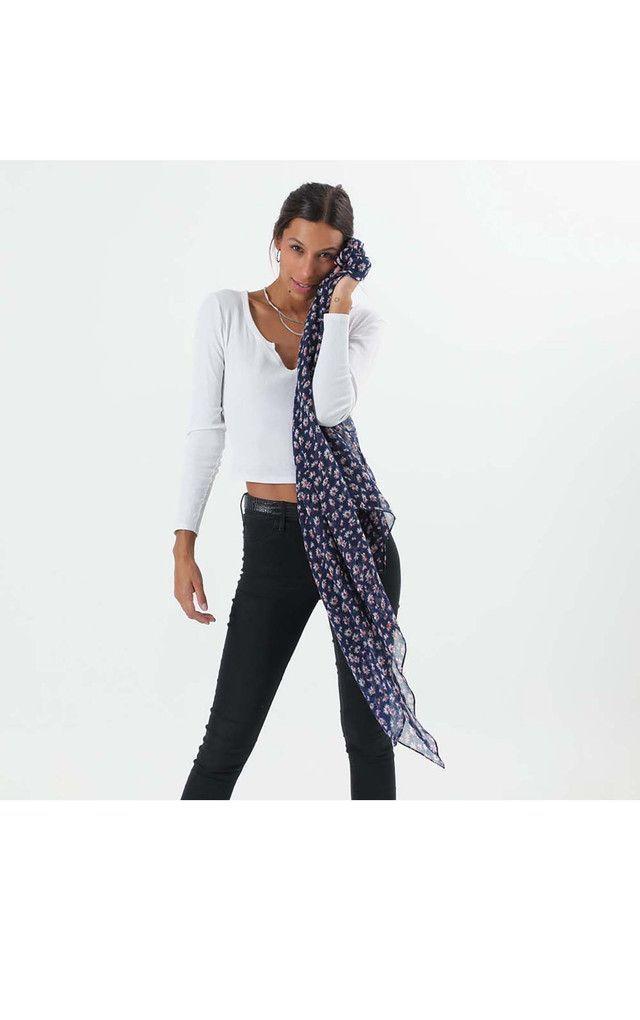 Pañuelo Estampado Daisy Azul i-D-0