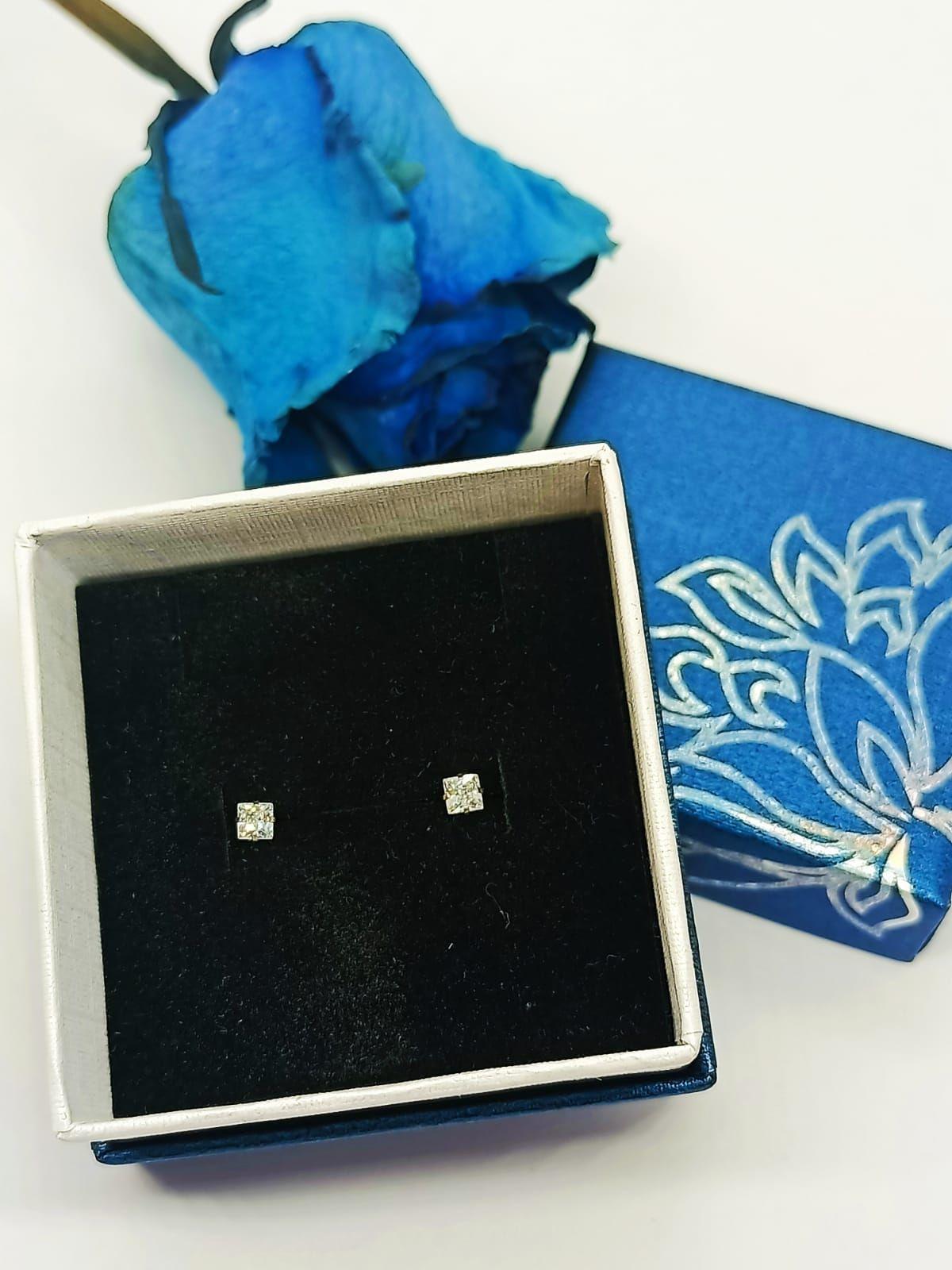 Aros Punto de Luz Acero Inoxidable Blanco Zirconio Cuadrado 3mm-2