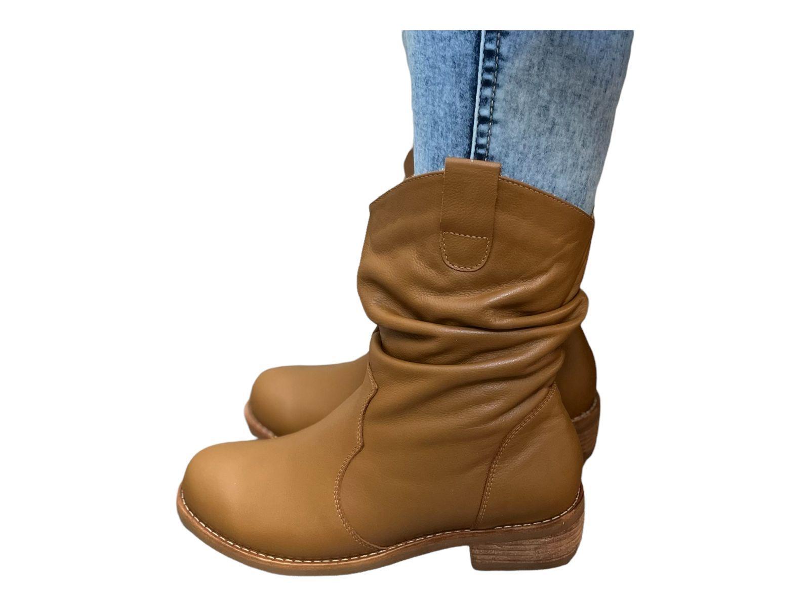 BOTA MARIA LORETO, CUERO CAMEL-1