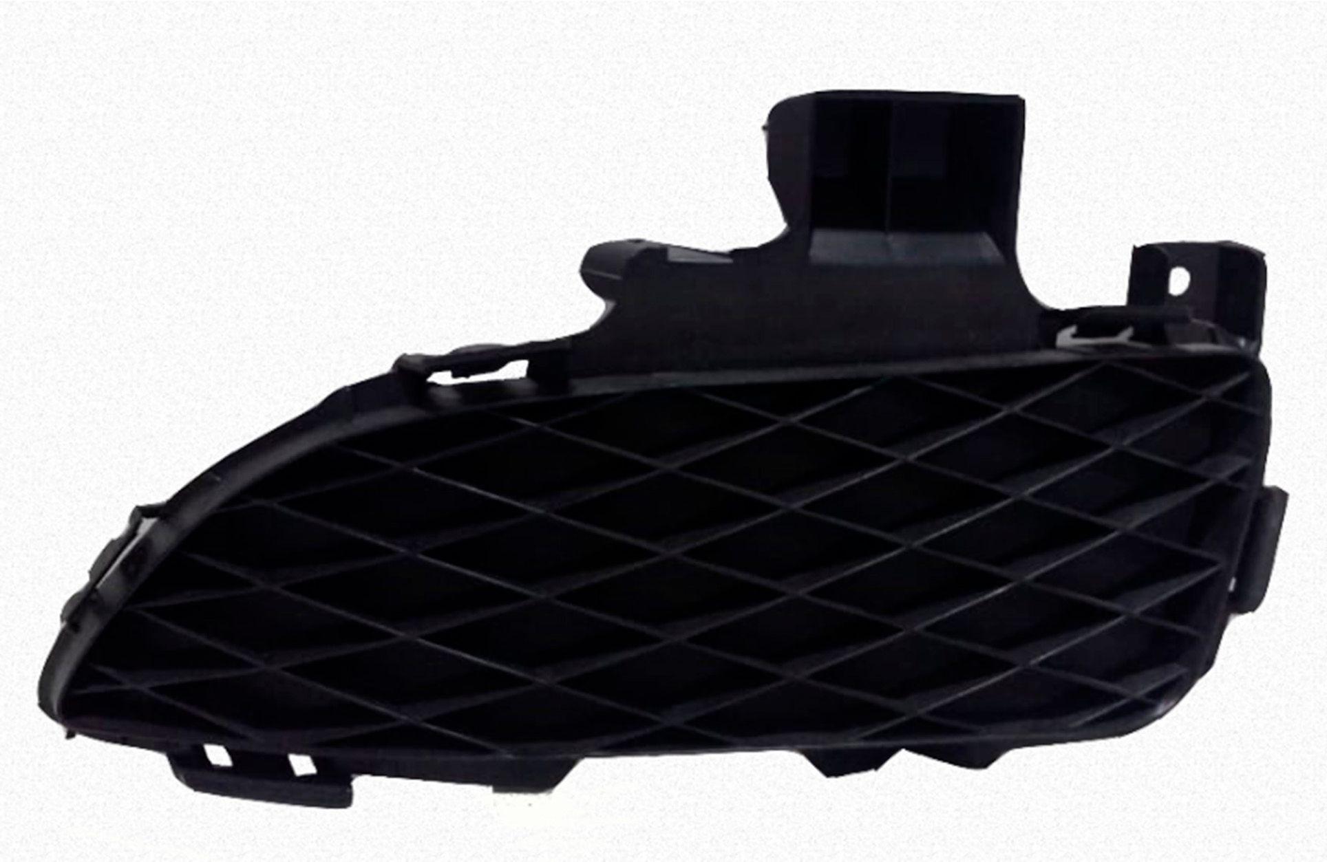 REJILLA O TAPA DE PARACHOQUE IZQUIERDO SIN HOYO MAZDA 3 2003-2005-0