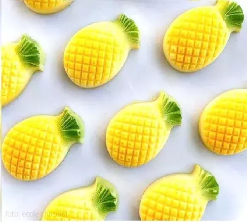 Molde De Chocolate Moldes Para Chocolates Molde Bombon Piña -2