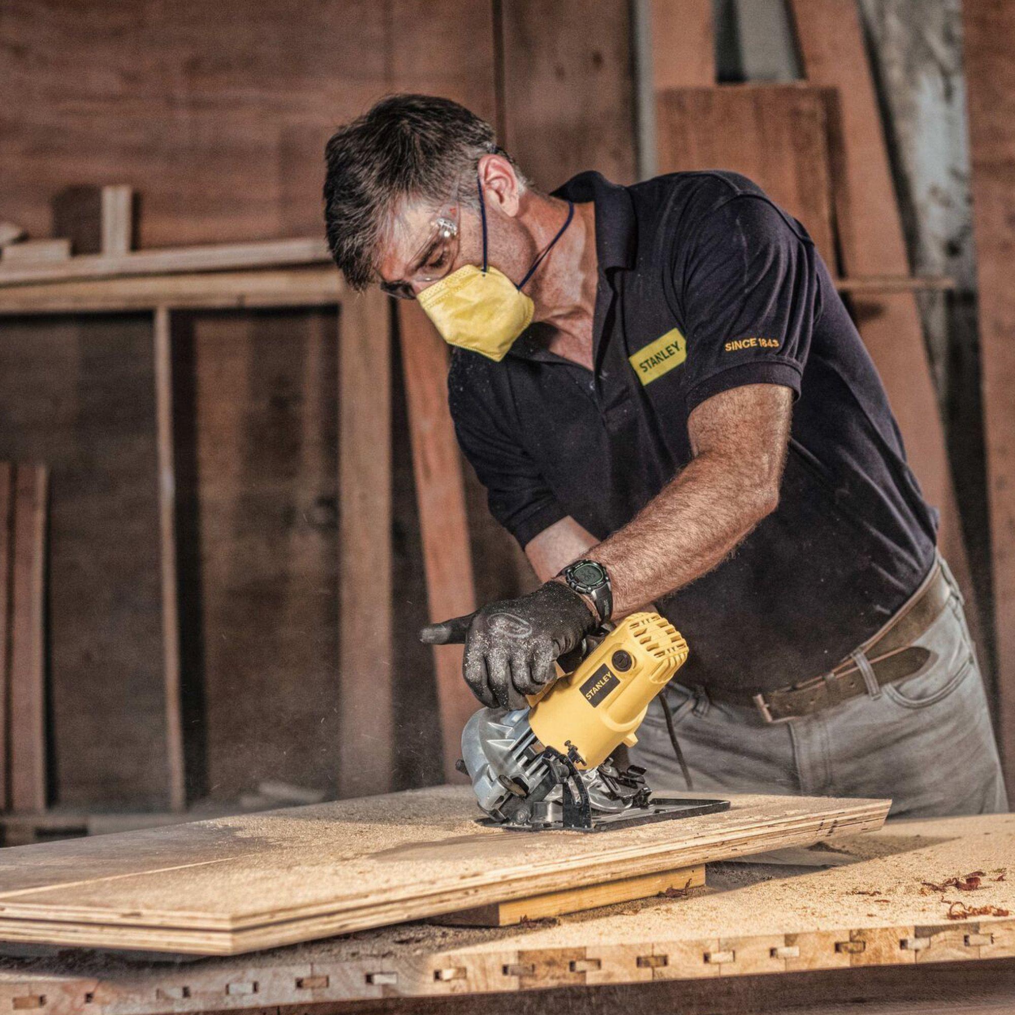 Sierra Circular 1600w + Sierra Caladora Stanley Sc16-sj45-7