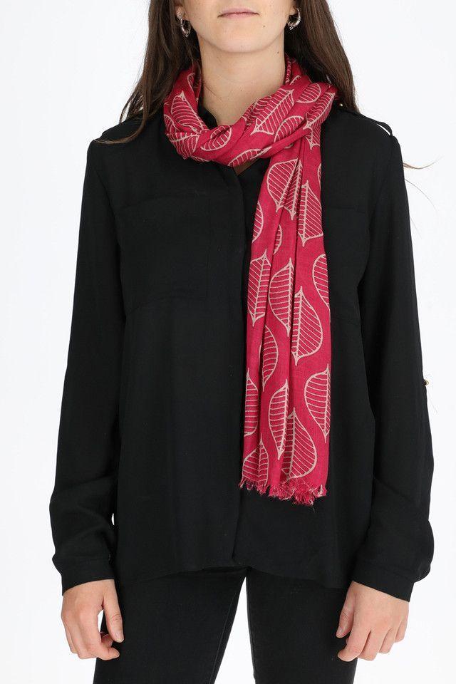 Pañuelo Estampado Leaves Magenta Humana-2