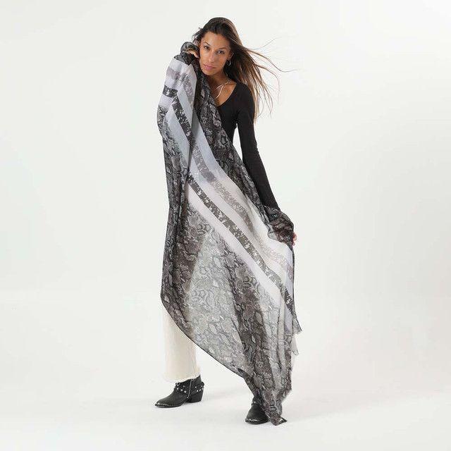 Pañuelo Estapado Gris Kaa Humana-2