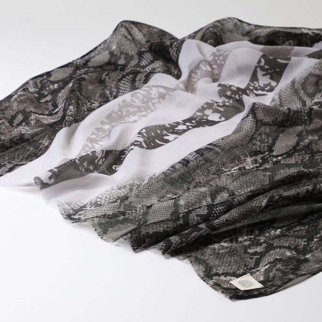 Pañuelo Estapado Gris Kaa Humana-1