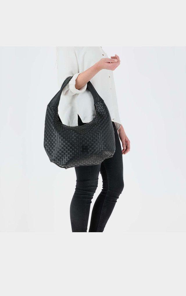 Cartera Hombro Nasty Negra Humana-10