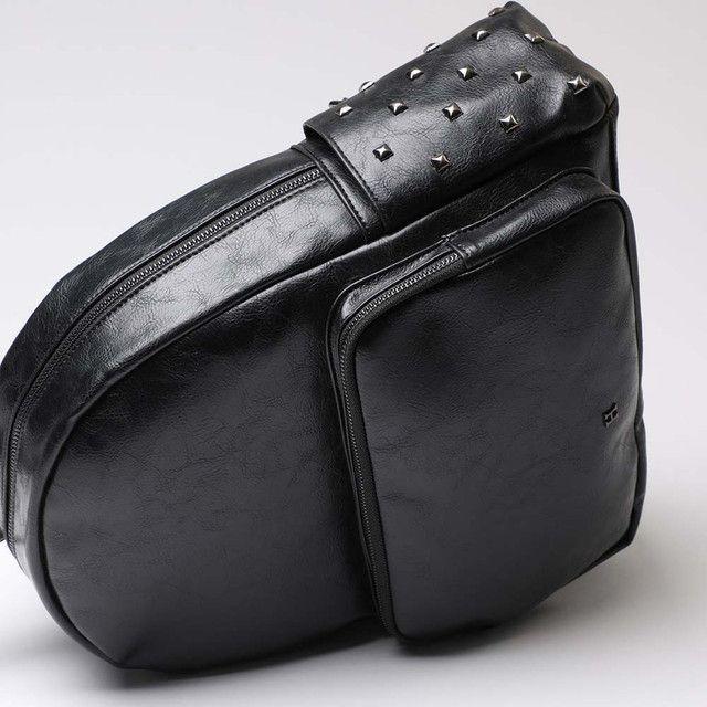 Mochila Negra Tortolia  Humana-1