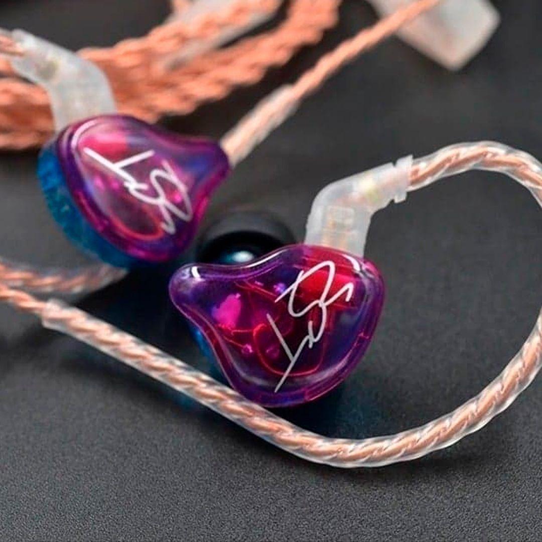 Audífonos KZ ZST + Accesorios + Gomas + Estuche.-2
