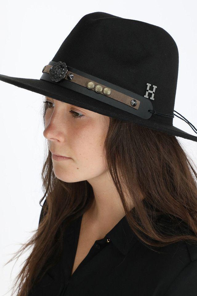 Sombrero Tachas Negro Humana-0