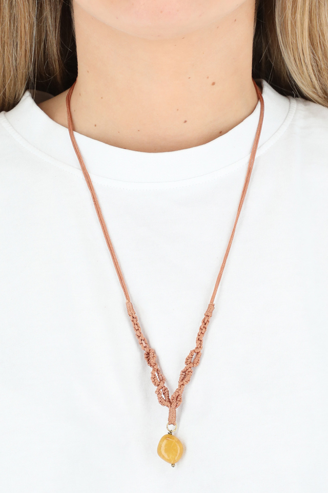 Collar Corto Beige Trigal Cordel Humana-1