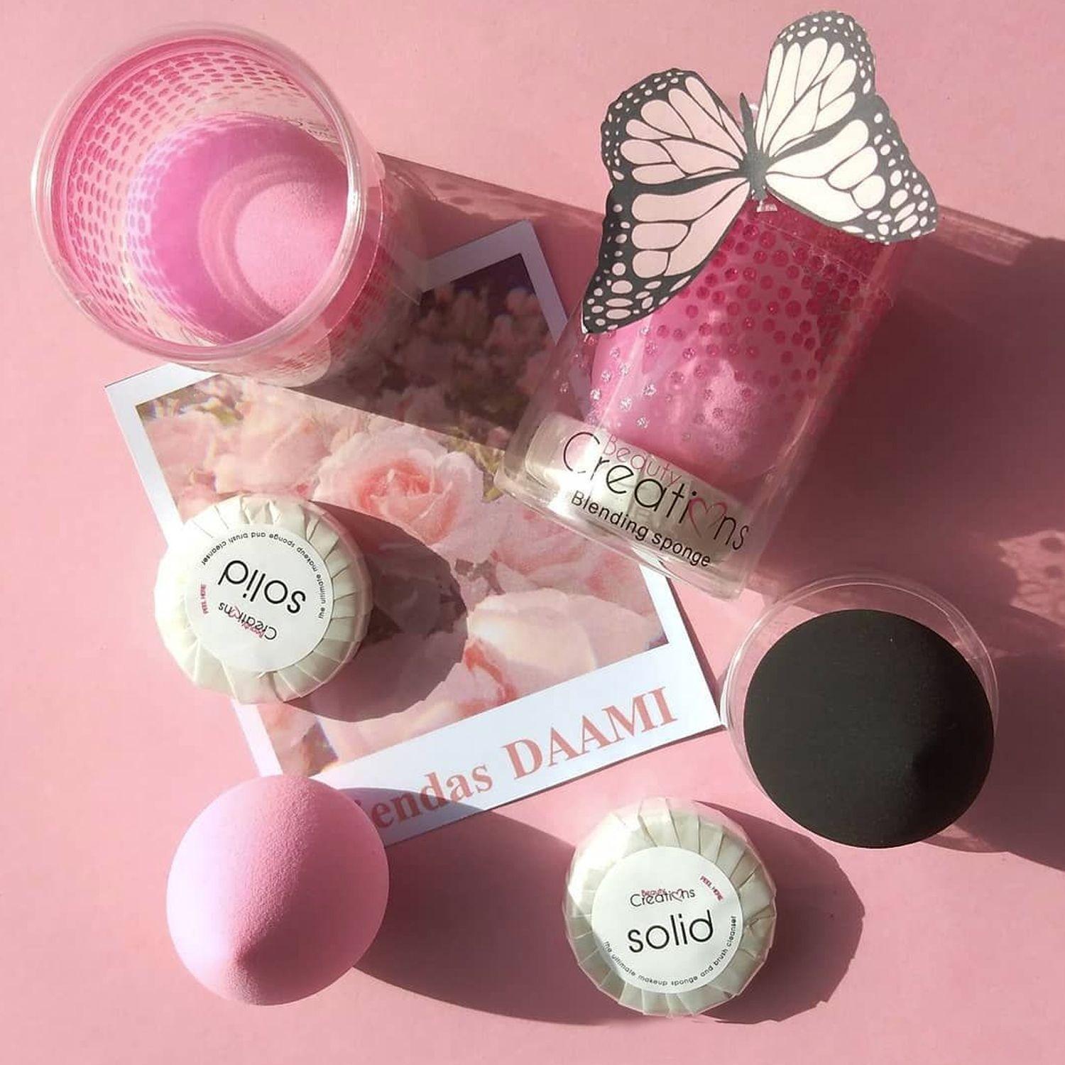 Pack Brocha Estilo Sirena Malú + Esponja De Maquillaje "Blending Sponge" Con Jabón Beauty Creations-6