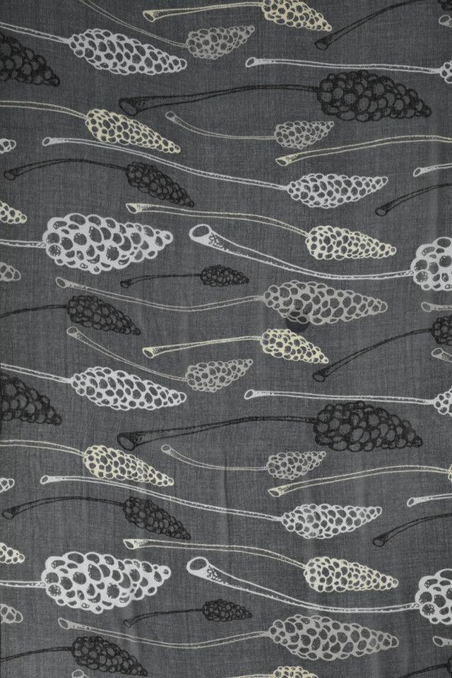 Pañuelo Piñones Negro Humana-1