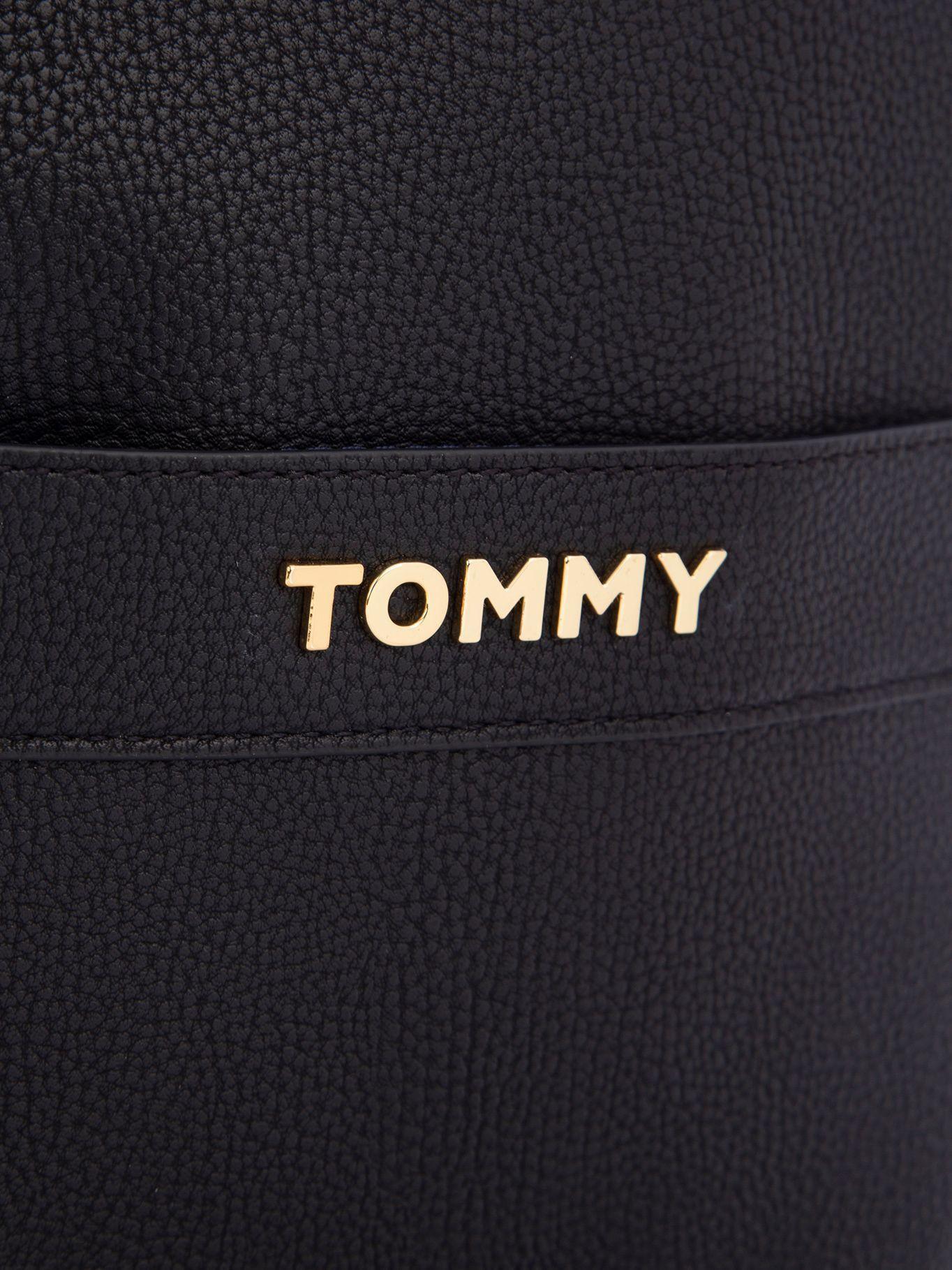 Mochila Essential Solid Color Negro Tommy Hilfiger-3