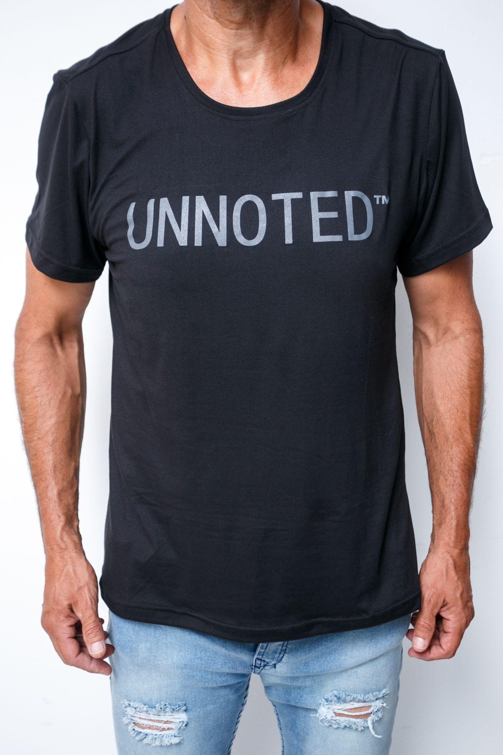 Polera UnNoted Institucional Negra  -0