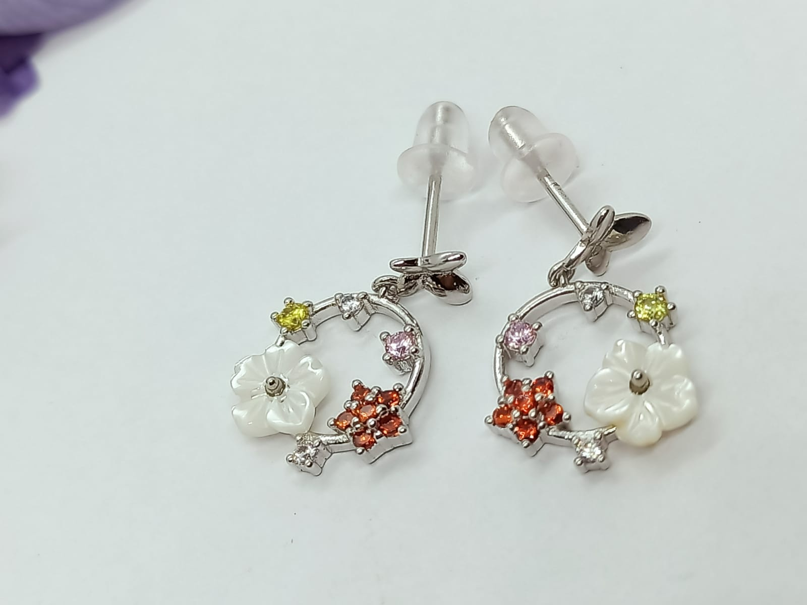 Aros Flor Colores Plata Zirconia Mariposas Niñas Pendientes-2