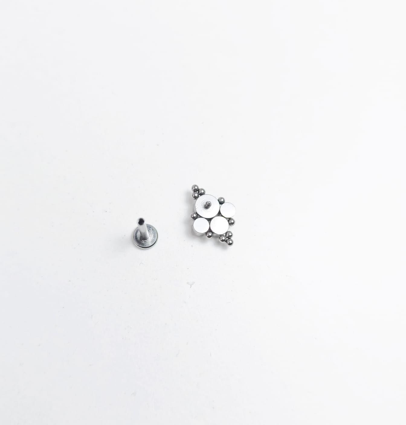 Piercing Oreja Tragus Conch Labret Modelo Stella Hipoalergenico Unidad-5