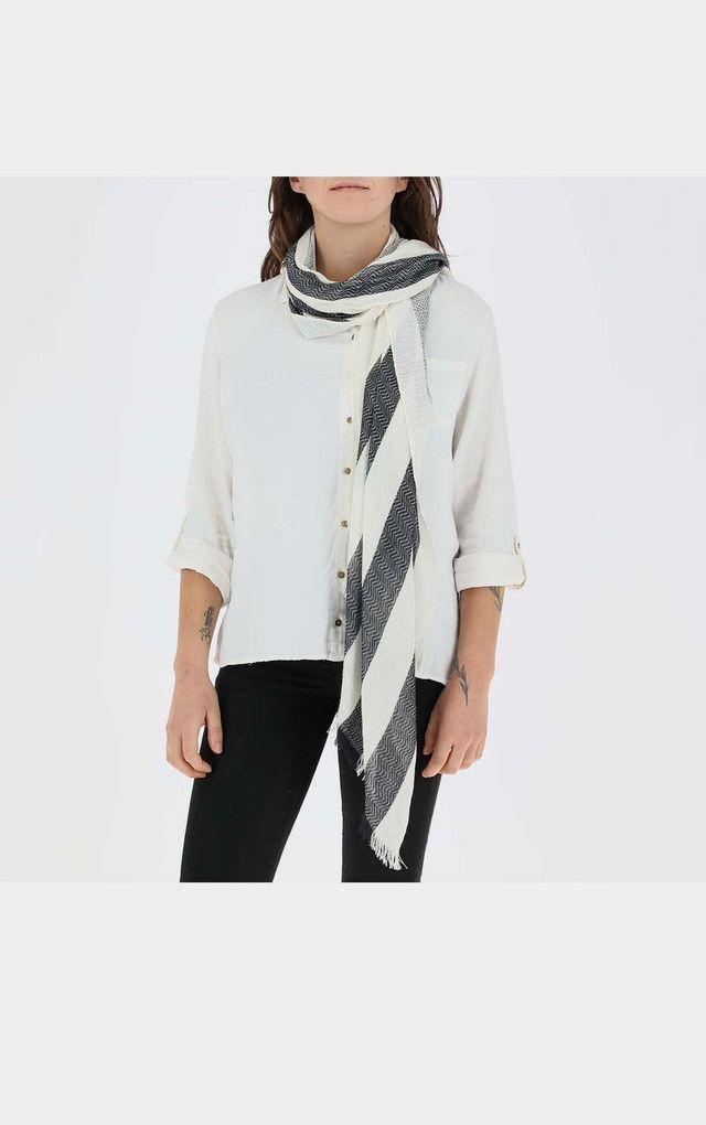 Pañuelo Liso Rayas Negro i-D-1