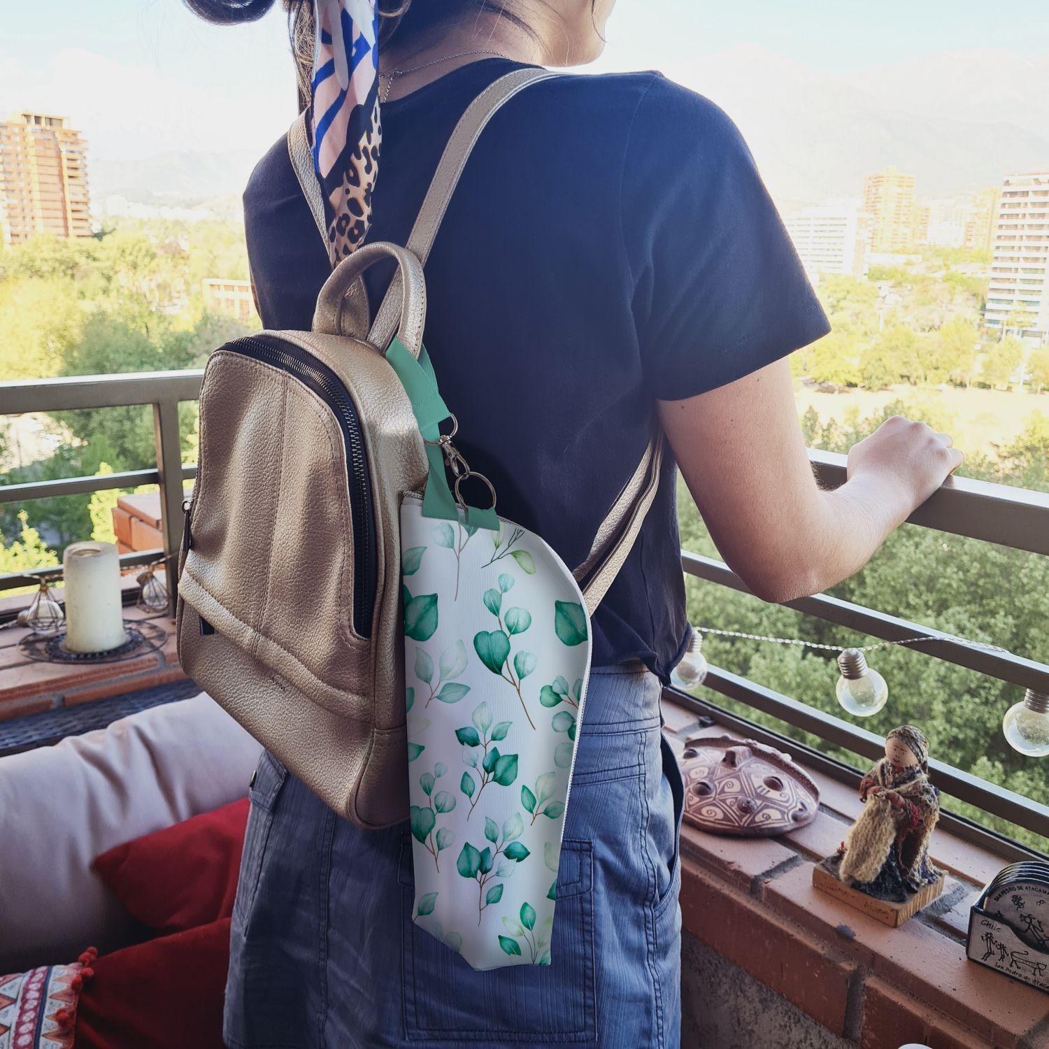 Bolso termico para botella Hojas-3