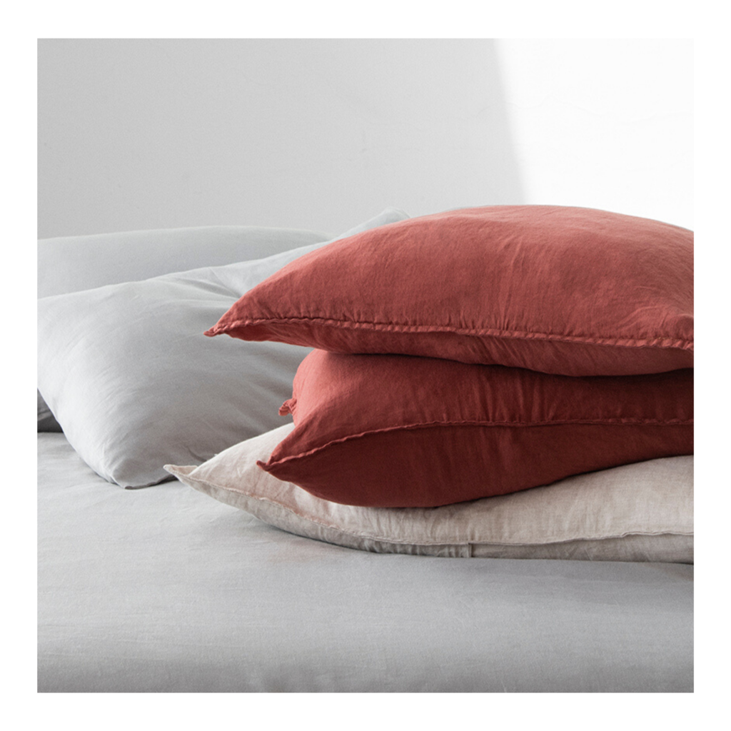 FUNDA COJIN LINO LADRILLO 60X40-2