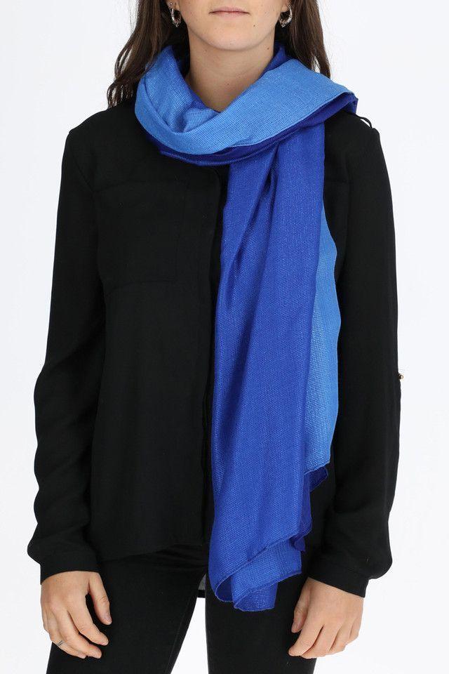 Pañuelo Liso Desgradé Azul Humana-2