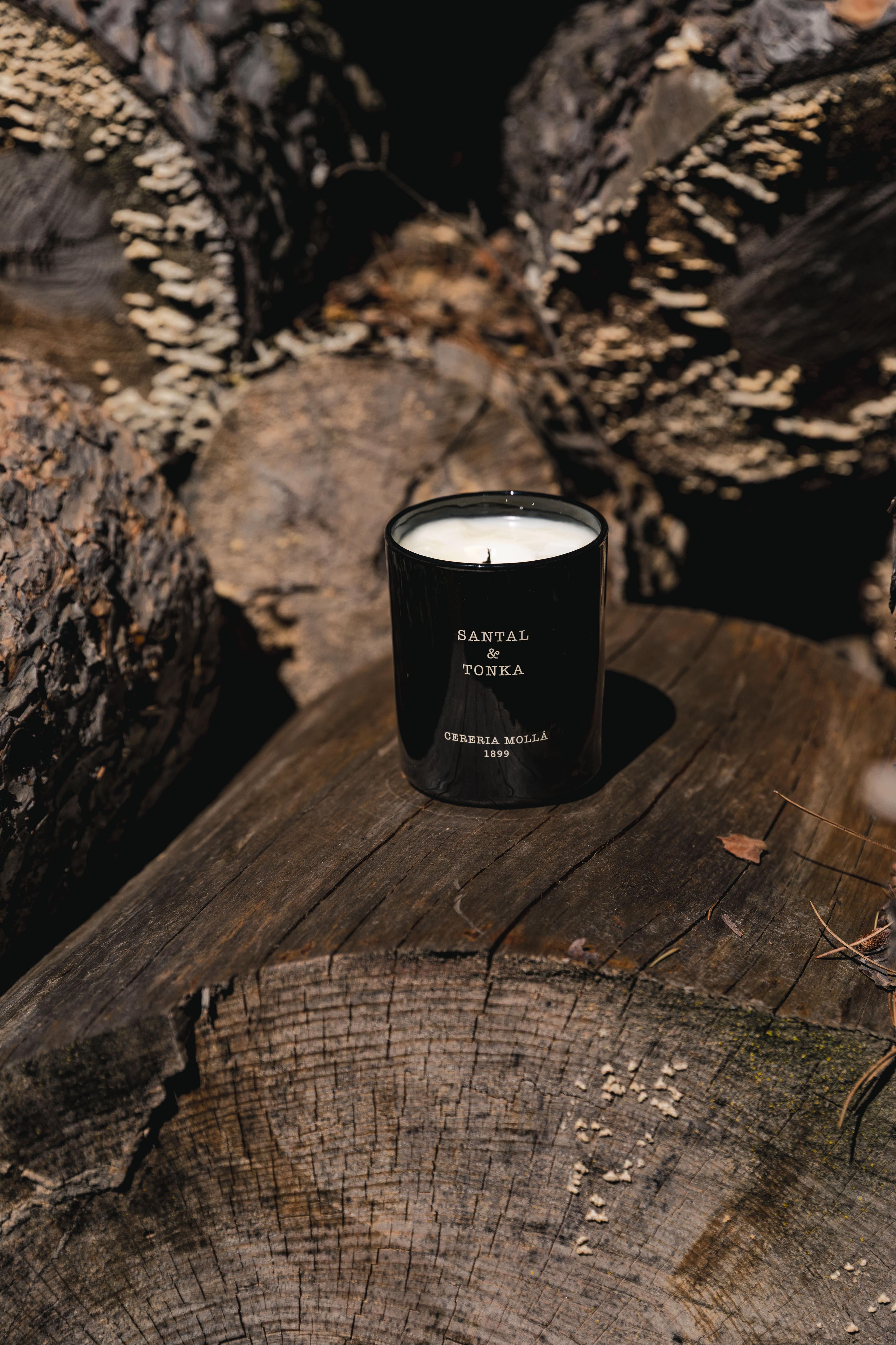 VELA AROMA SANTAL & TONKA  230 GR-0