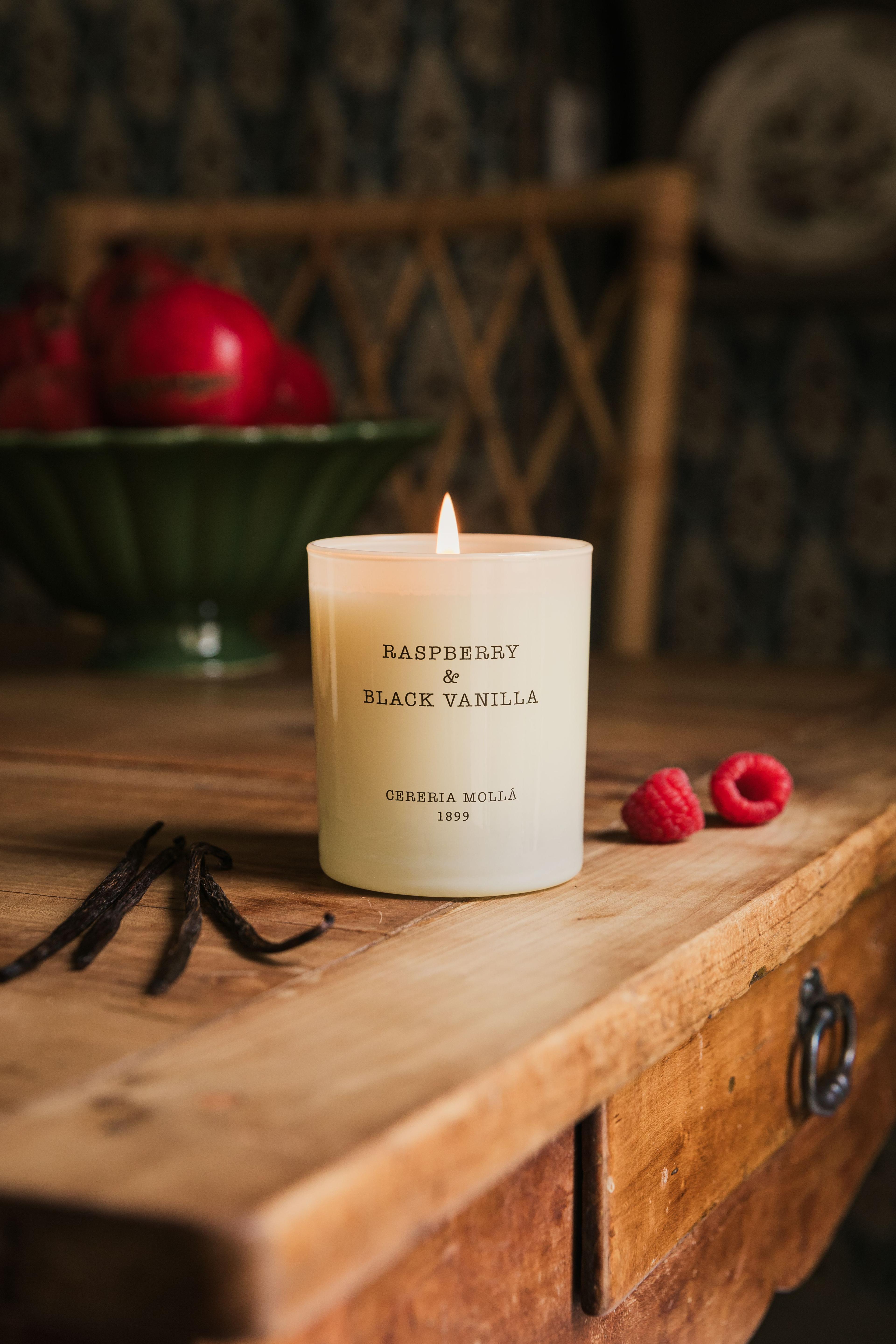 VELA AROMA RASPBERRY & BLACK VANILLA  230 GR-0