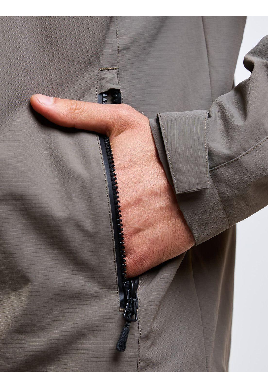 Cortaviento Ironwave Café Hombre Volcom-5