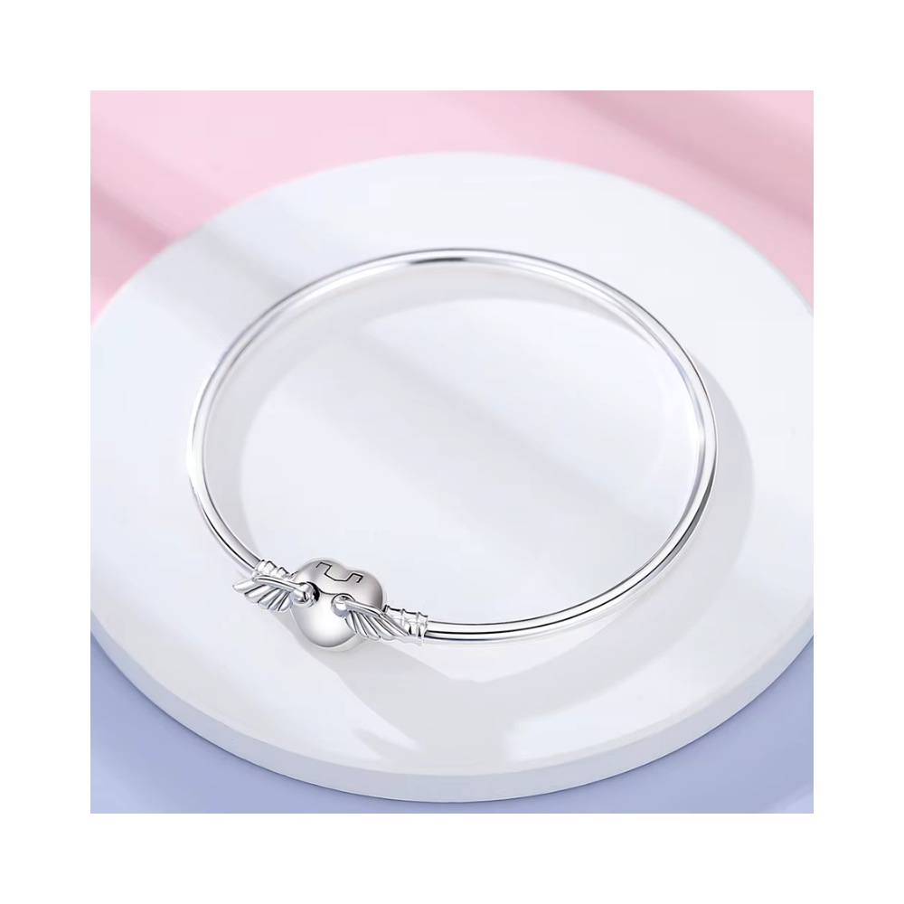 Pulsera Rígida Plateada Con Broche de Corazón Y Alas-2