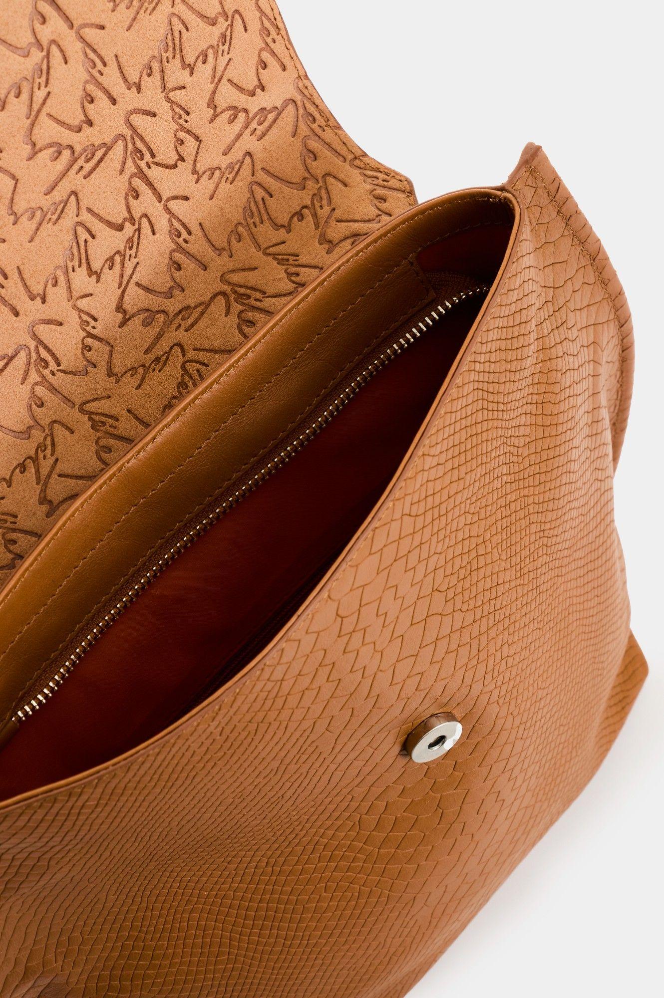 Vélez Mochila Cuero Grabado Mujer Cala Miel-4