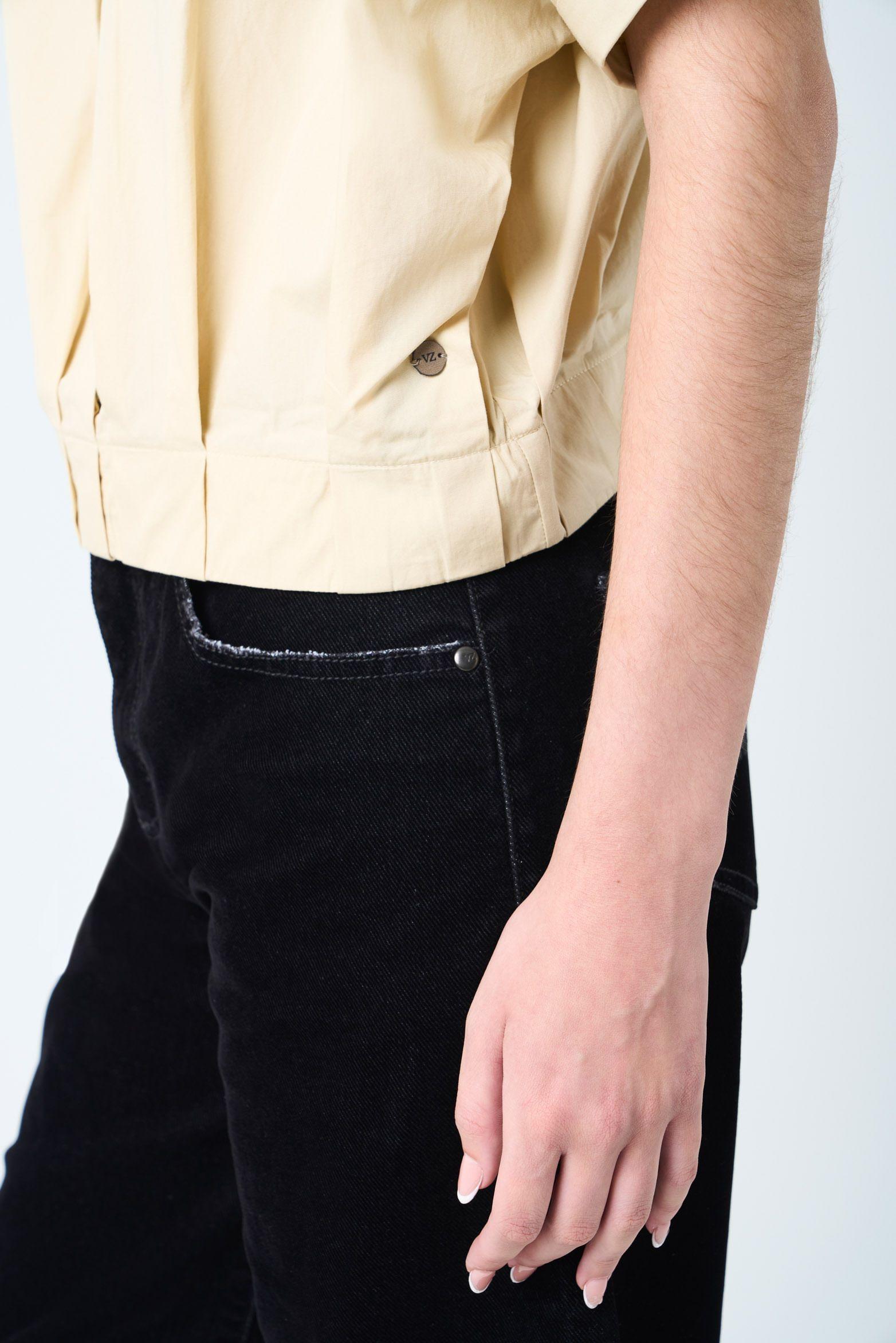 Vélez Camisa Polera Topacio Para Mujer Cuello Nerú Arena-6