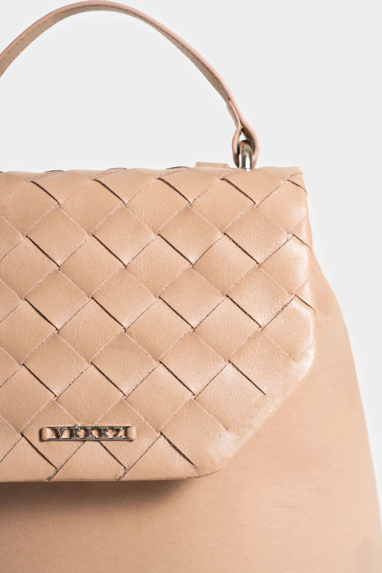 Vélez Mochila Goji De Cuero Para Mujer Tapa Tejida Arena-3