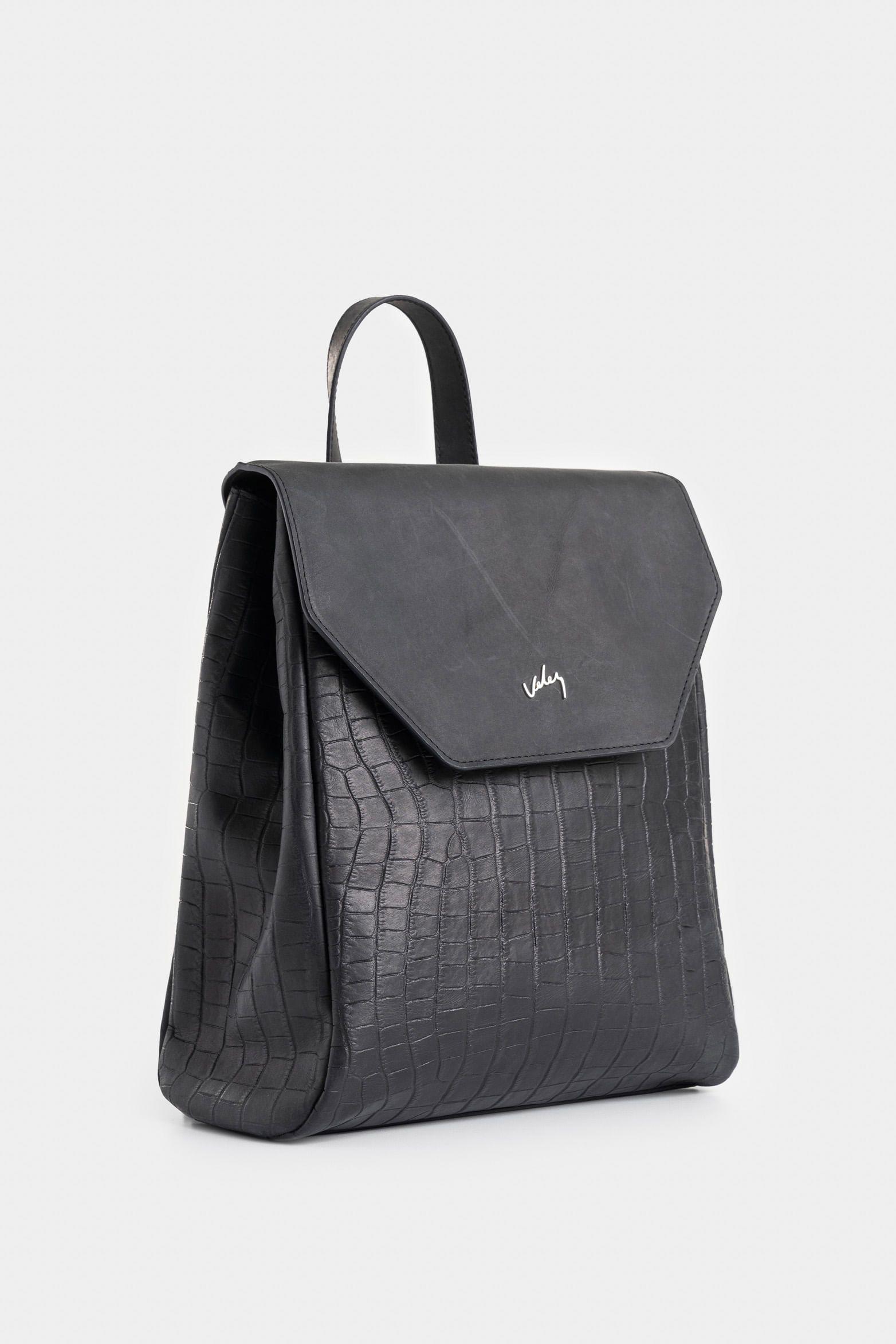 Morral Corina 2 de cuero para mujer detalle grabado negro-1