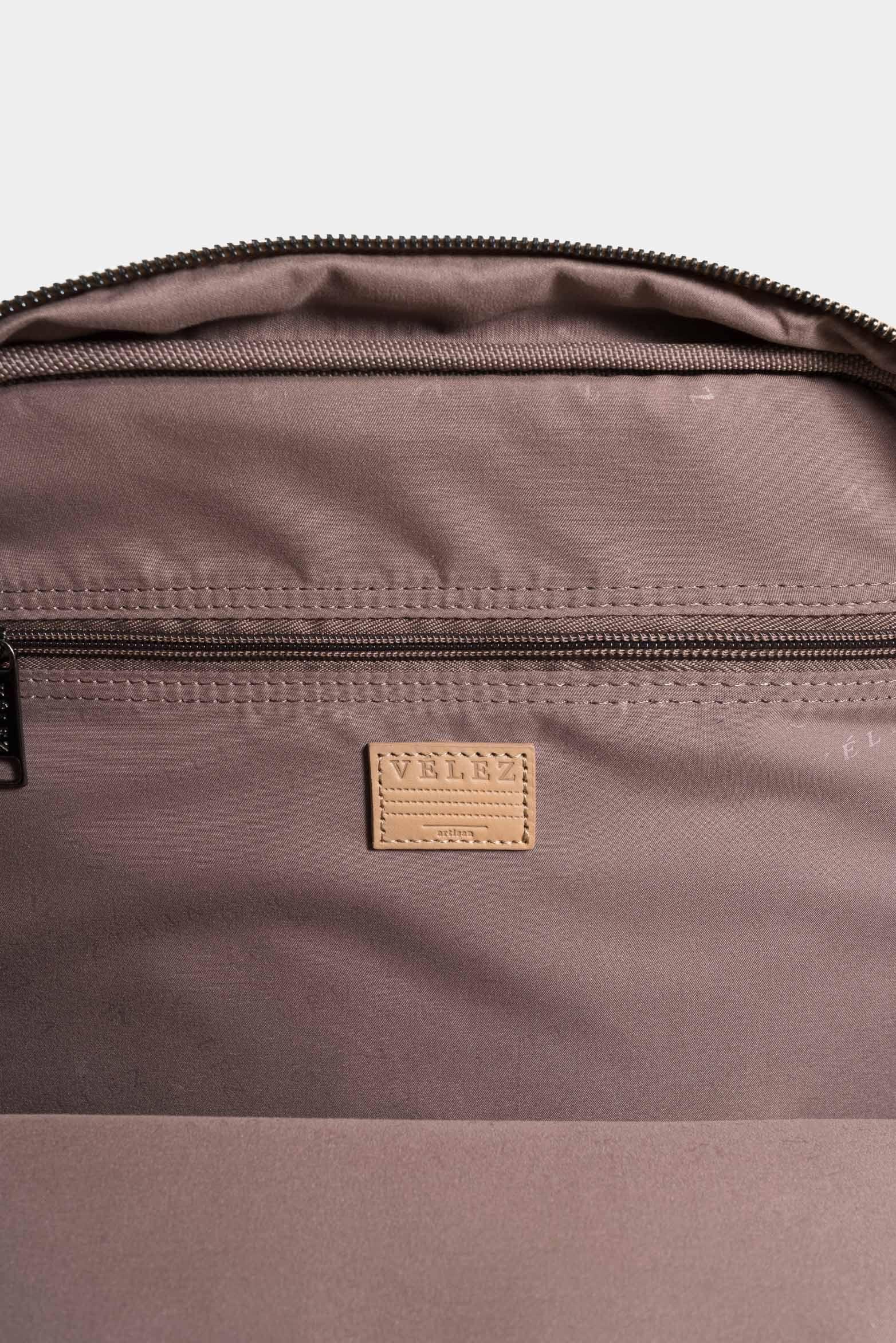 Tula morral ryn de nylon reciclado para mujer manija trenzada arena-4
