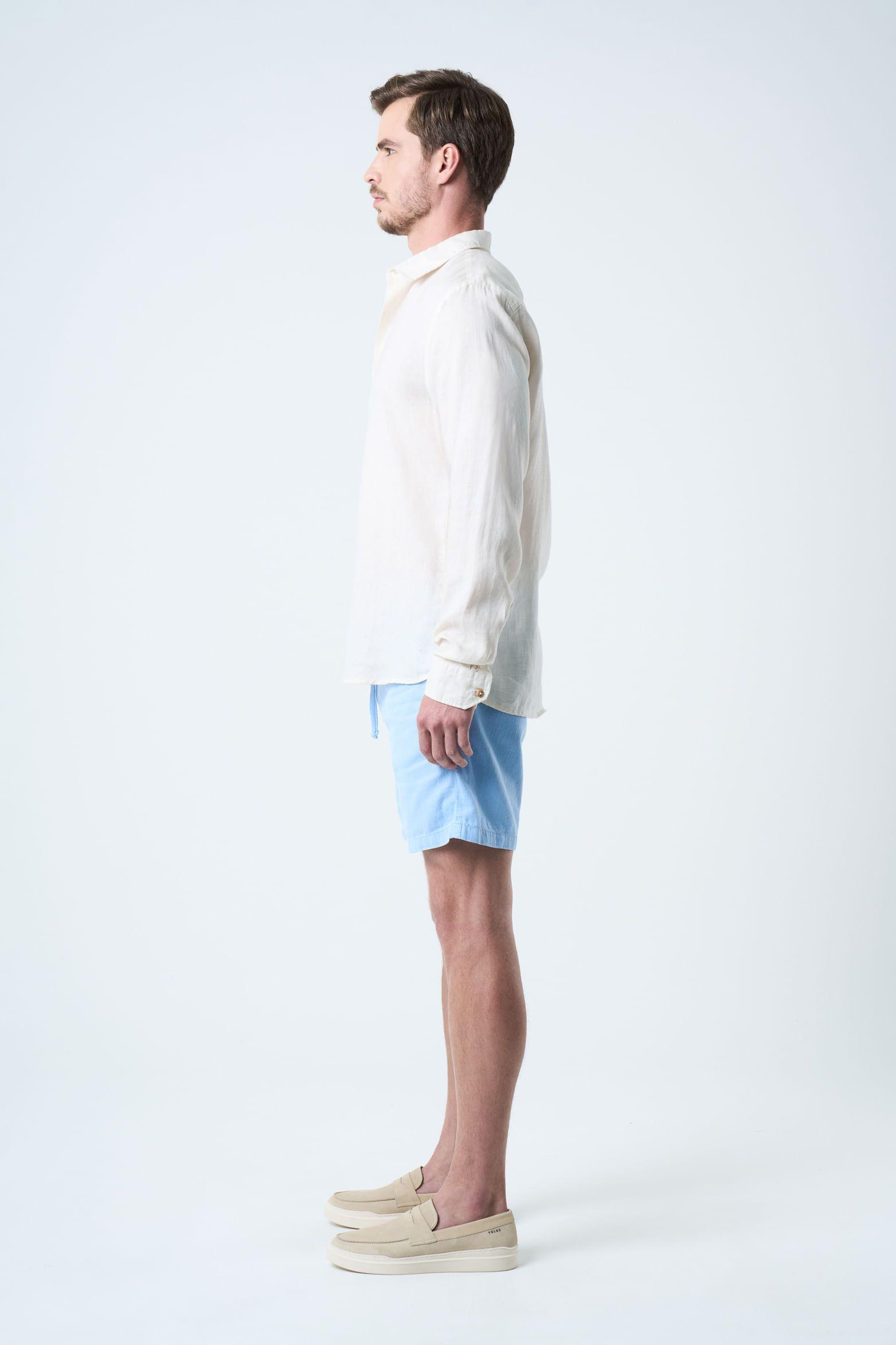 Bermuda Marfil en lino para hombre silueta amplia azul claro-1