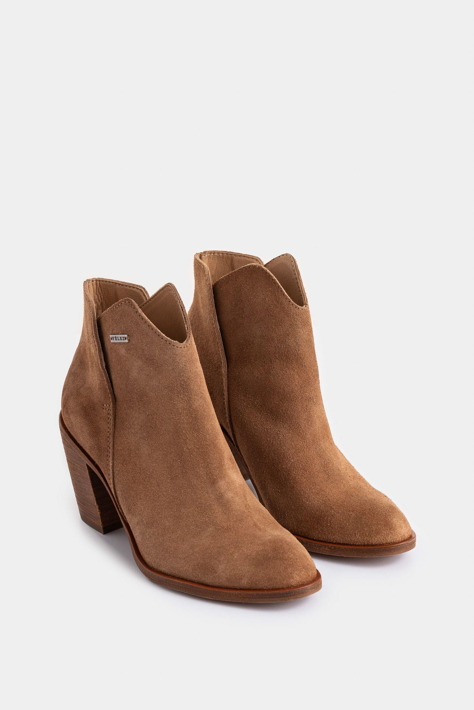 Vélez Botines Alpha Cuero Gamuzado Mujer  Asimétrica Miel-1