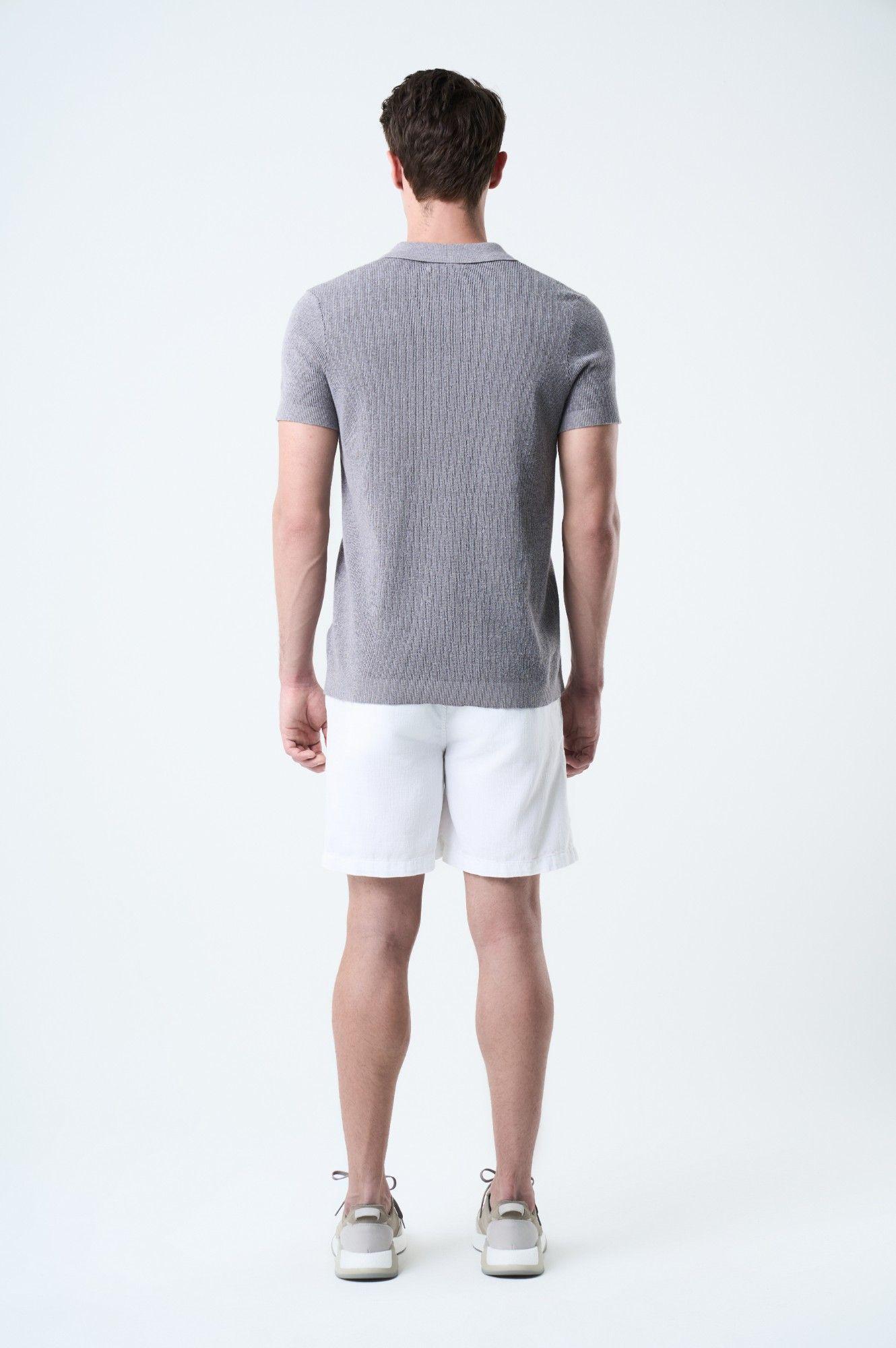 Vélez Short Bermuda Marfil En Lino Hombre  Amplia Blanco-3