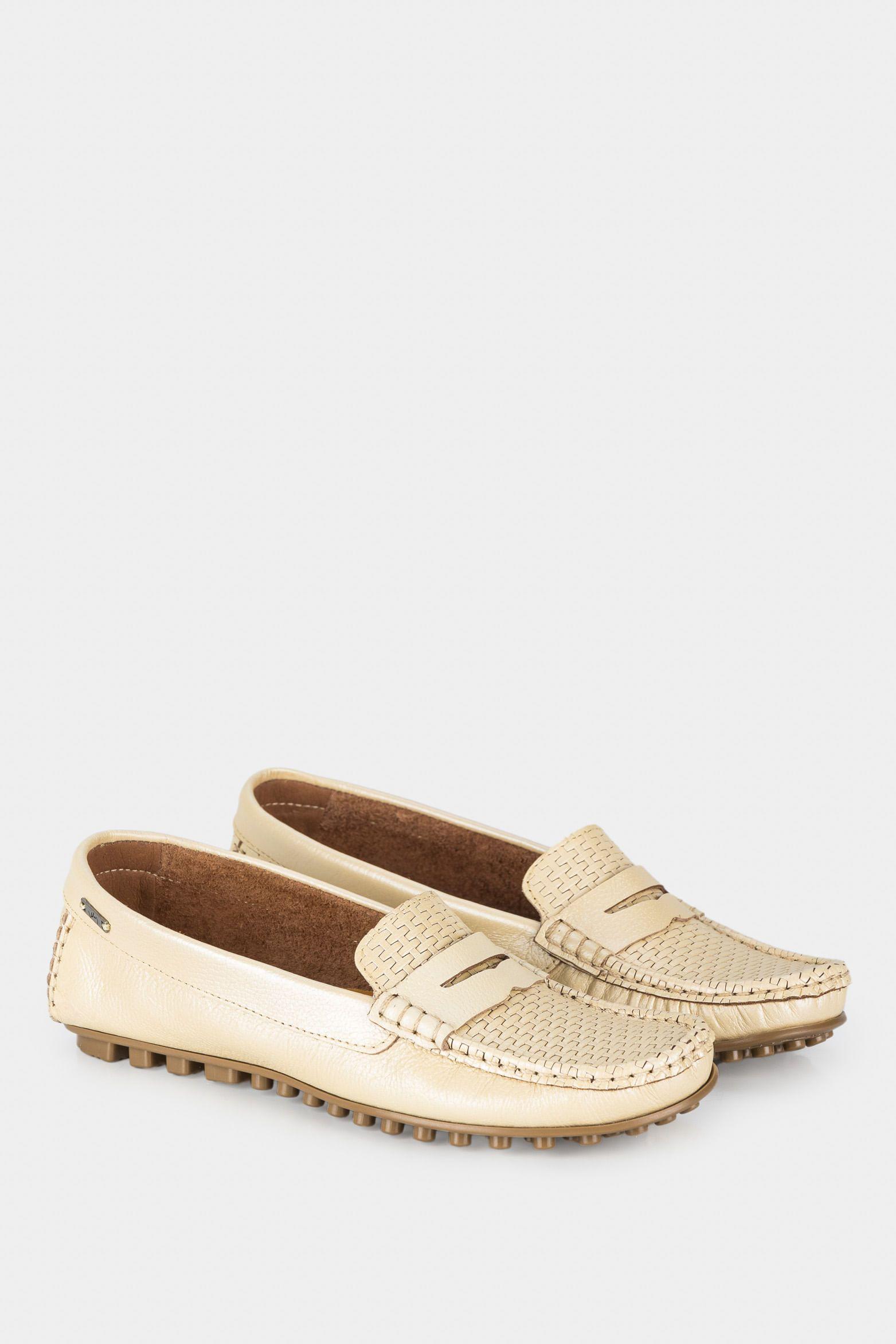 Mocasines denver de cuero para mujer grabado con placa dorado-1