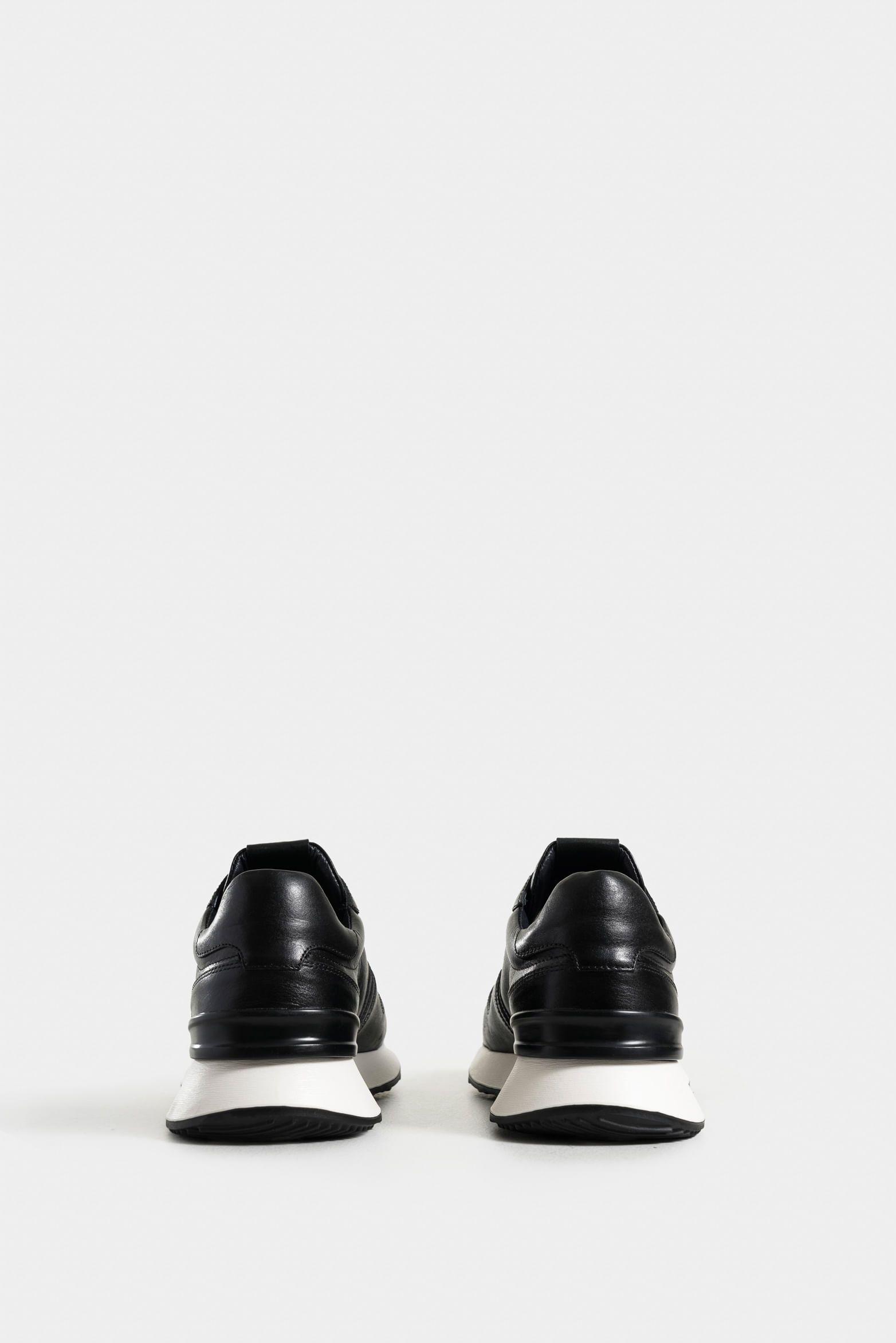 Tenis cooper 3 de cuero para hombre spoiler en contraste negro-2