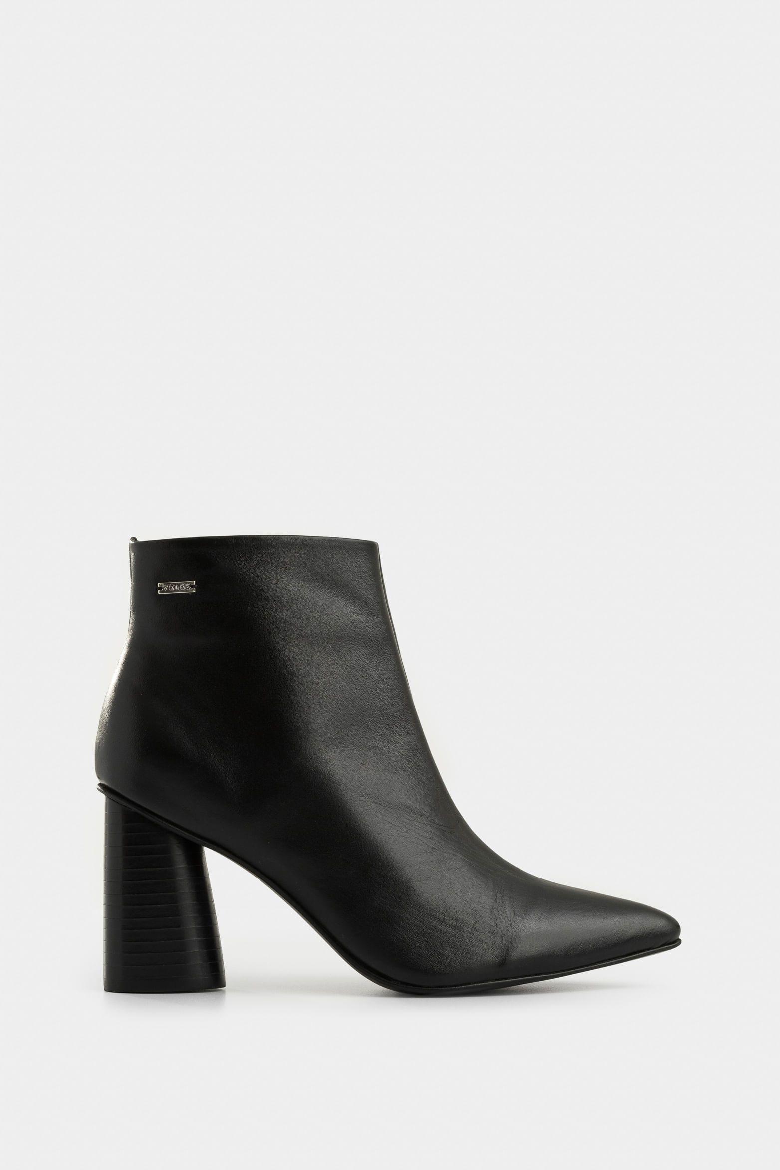 Botines Agata de cuero para mujer silueta punta negro-0