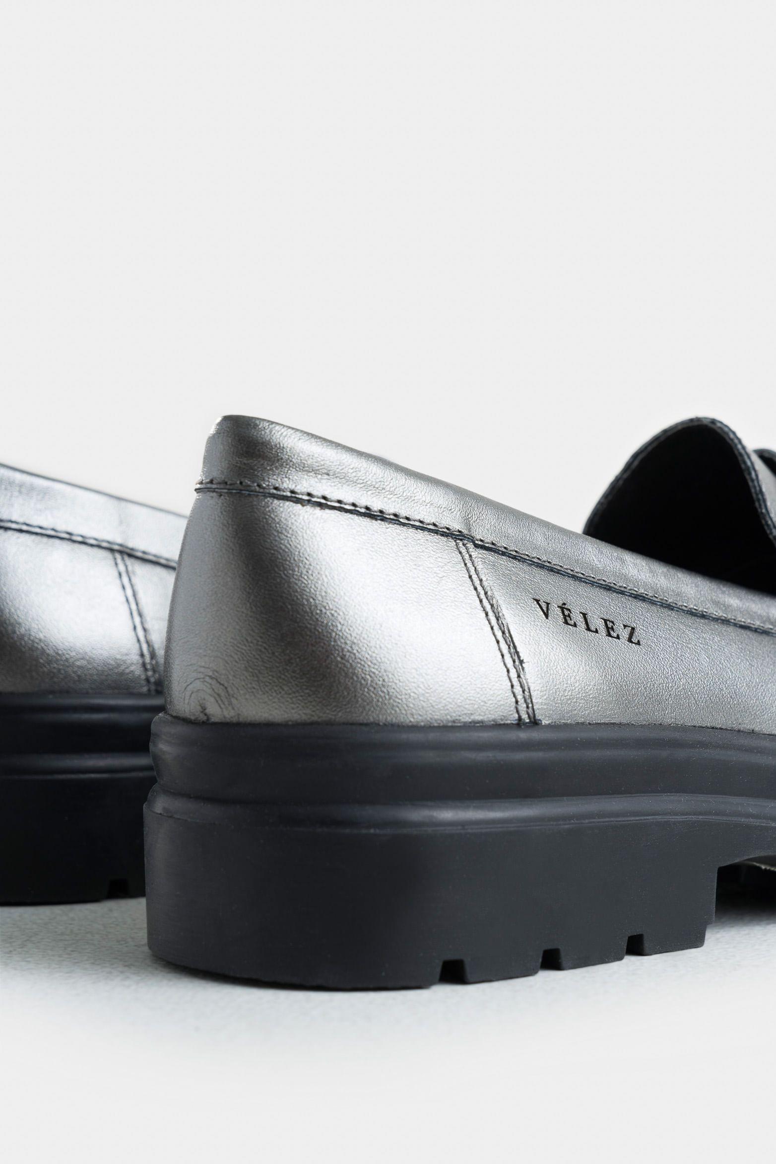 Vélez Mocasín Lirio De Cuero  Mujer Silueta Chunky Grafito-4
