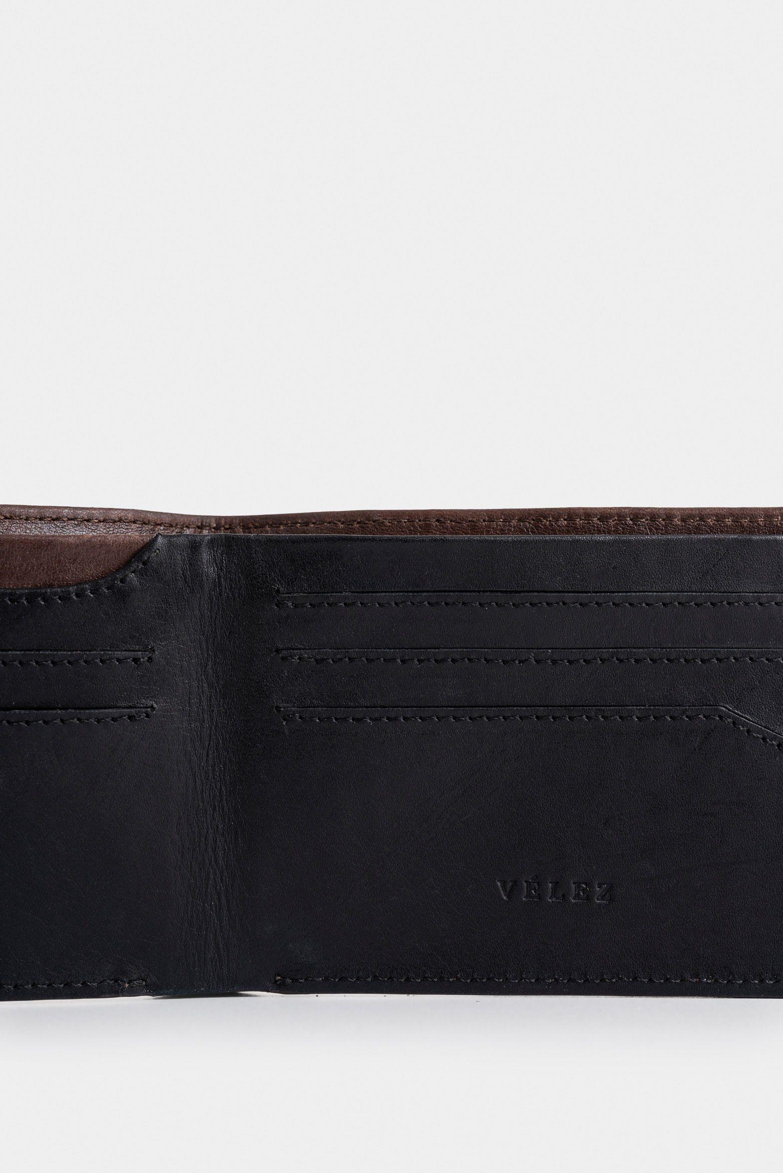 Billetera Ontario 3.0 de cuero para hombre detalle contraste café-4
