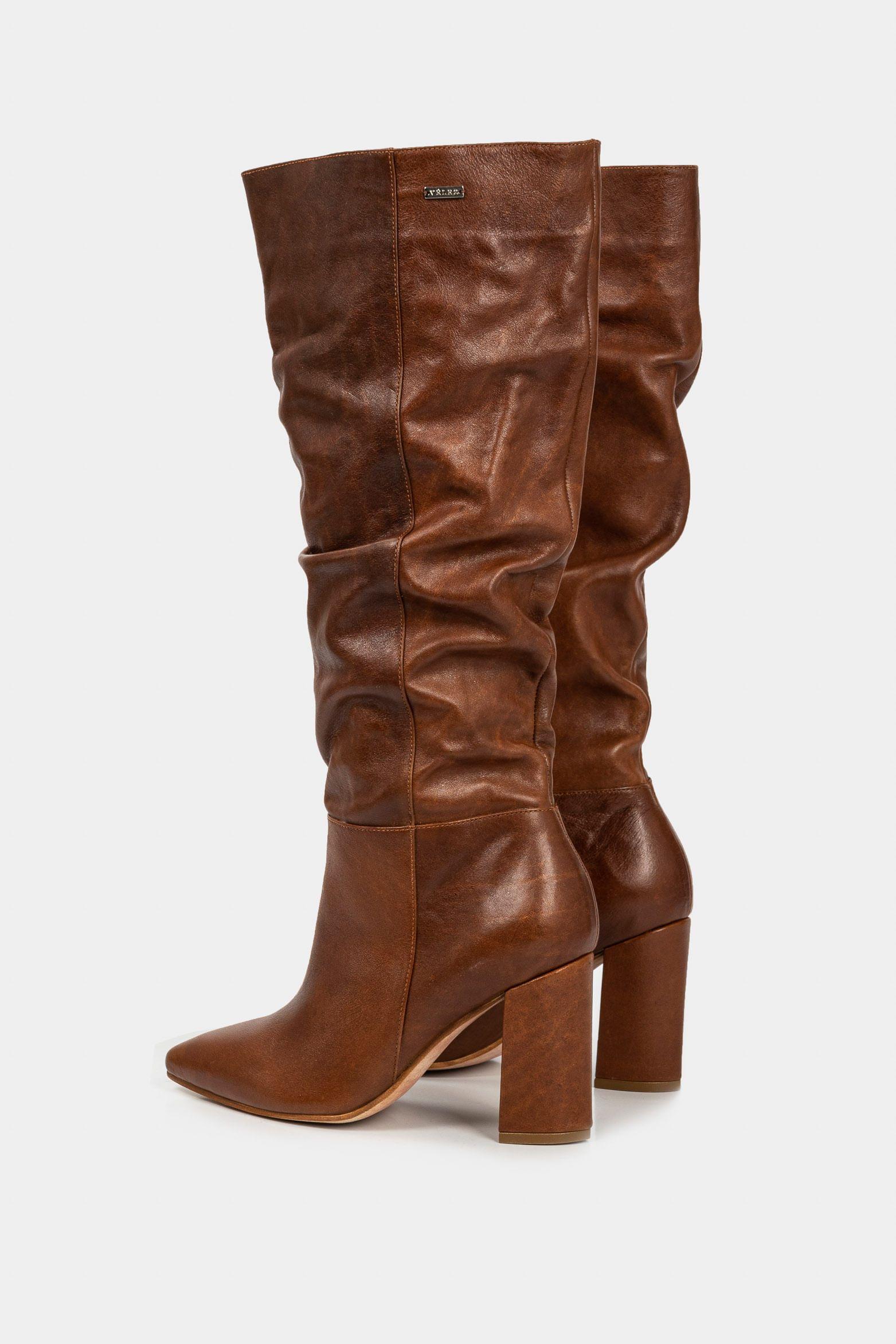 Botas tacón caña alta kaskai de cuero para mujer horma en punta  miel-2