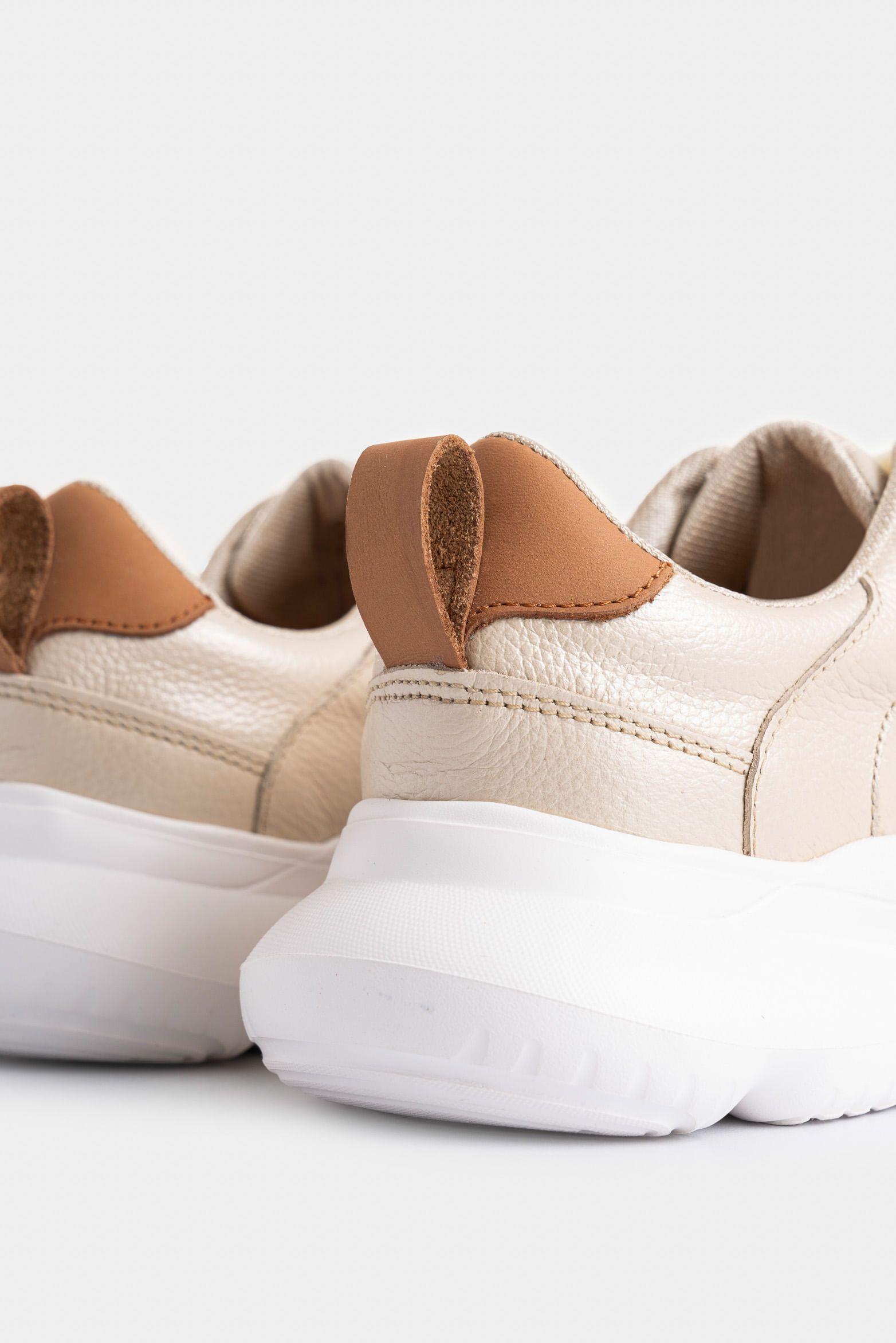 Tenis Mori 3 de cuero para mujer silueta deportiva dorado-4