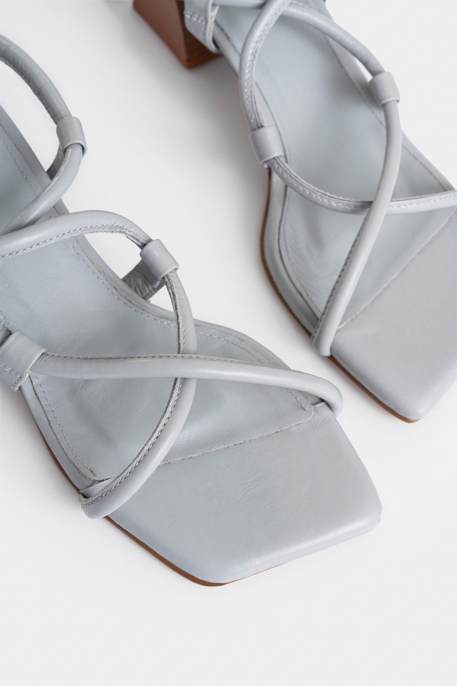 Vélez Sandalia Tacón Calatea Cuero Mujer Strap Tubular Gris-4