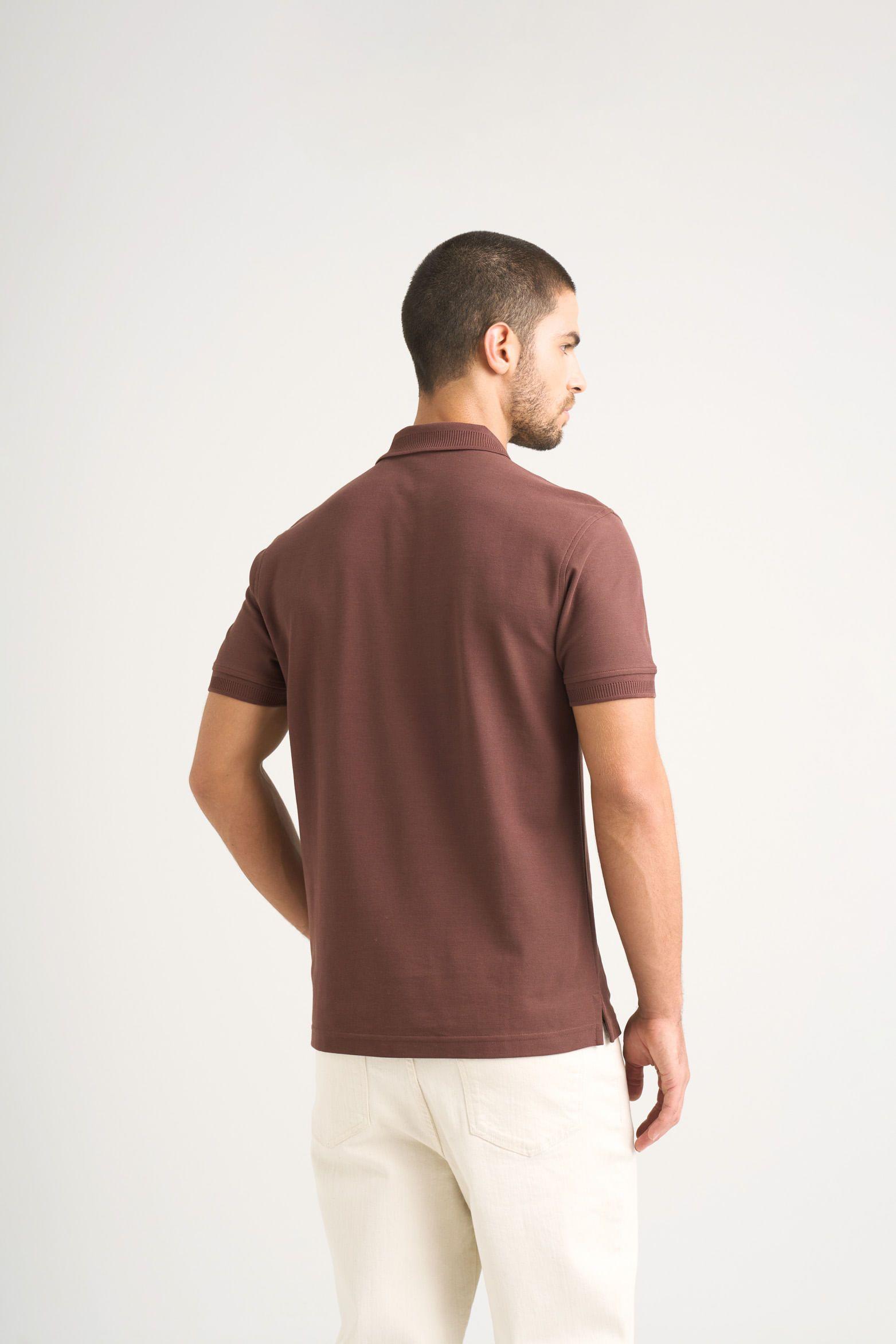 Polo para hombre semi fit detalle jacquard café-5
